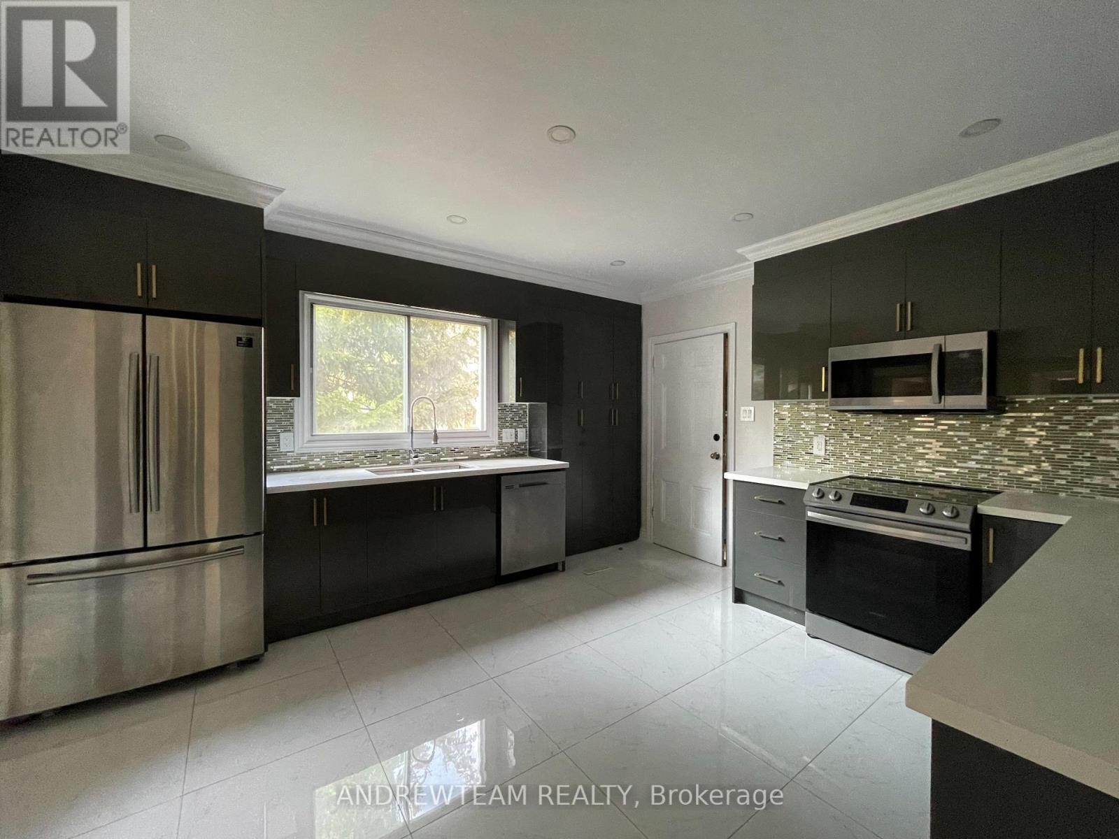 3 Church Street S, Richmond Hill, Ontario  L4C 1W1 - Photo 3 - N13704476