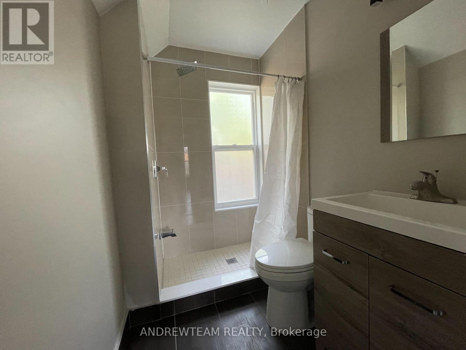 3 Church Street S, Richmond Hill, Ontario  L4C 1W1 - Photo 4 - N13704476