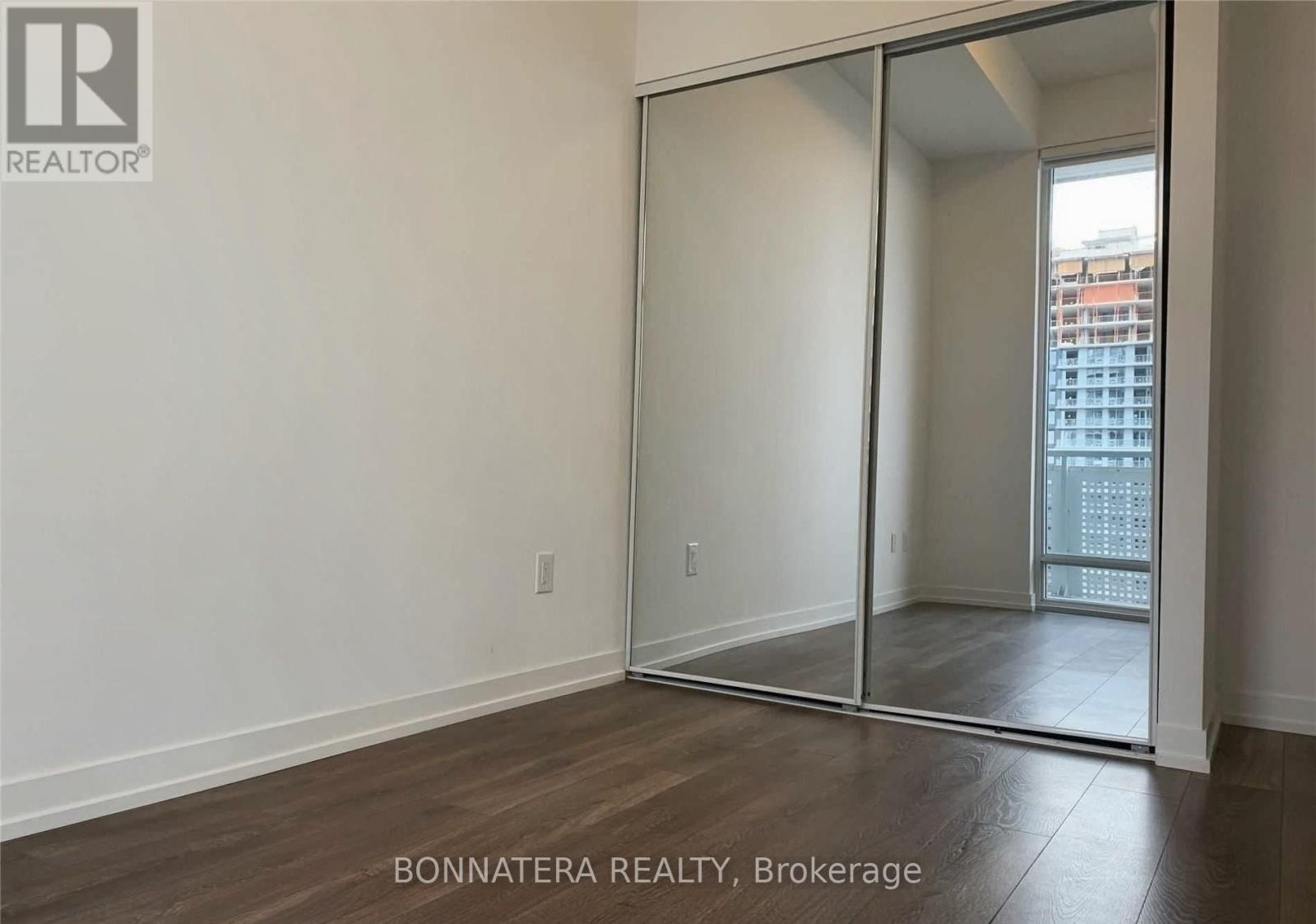 1801 - 2520 Eglinton Avenue W, Mississauga, Ontario  L5M 0Y2 - Photo 16 - W13704474