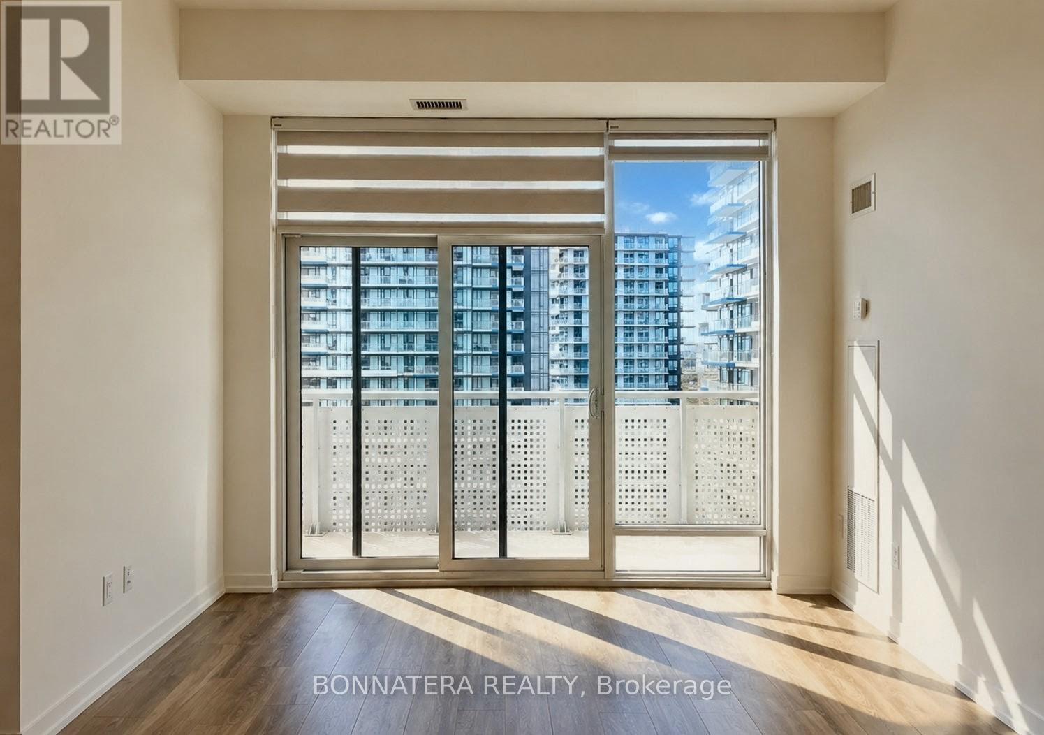 1801 - 2520 Eglinton Avenue W, Mississauga, Ontario  L5M 0Y2 - Photo 8 - W13704474