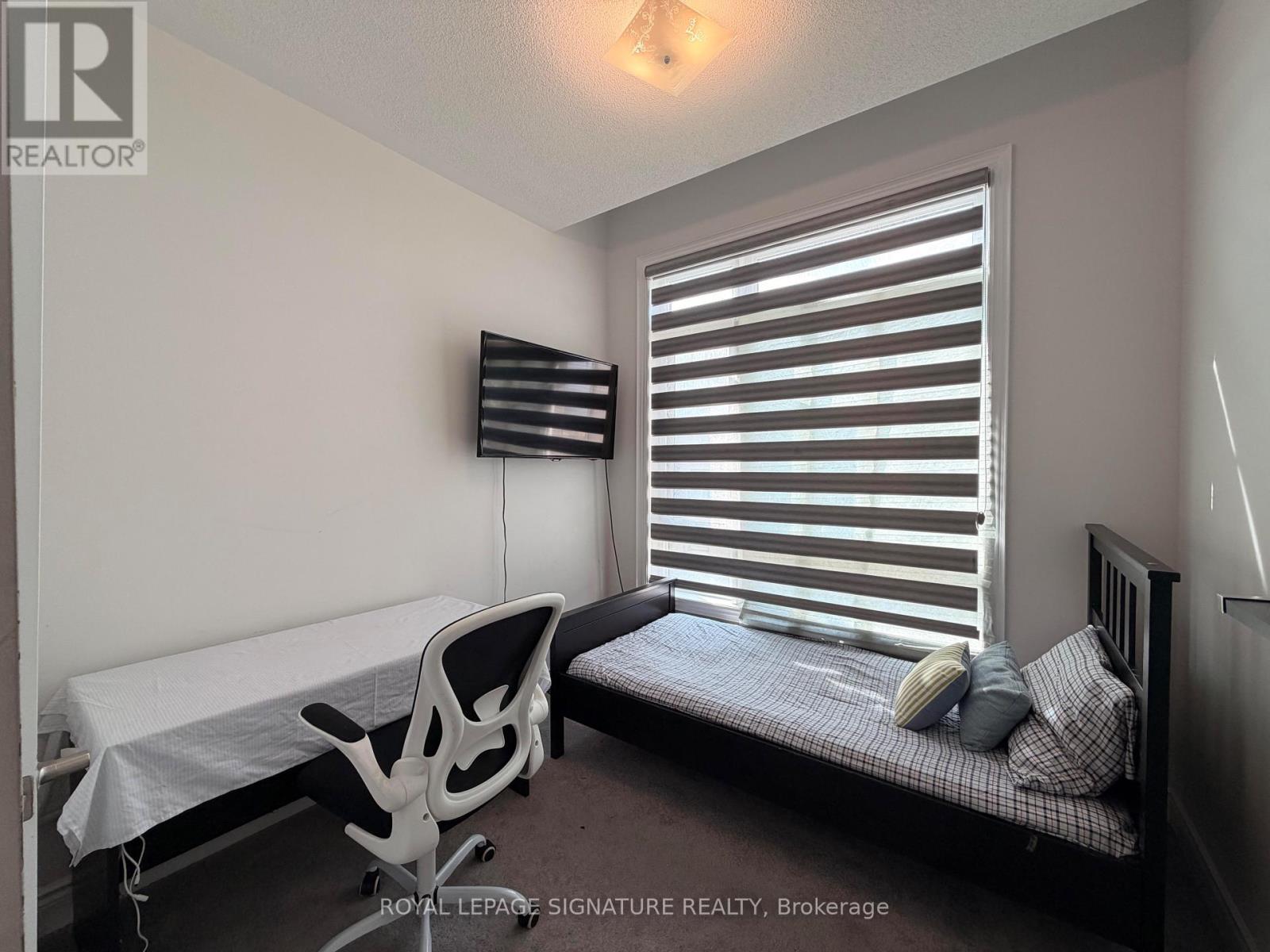52 Tennant Circle, Vaughan, Ontario  L4H 5L5 - Photo 9 - N13701960