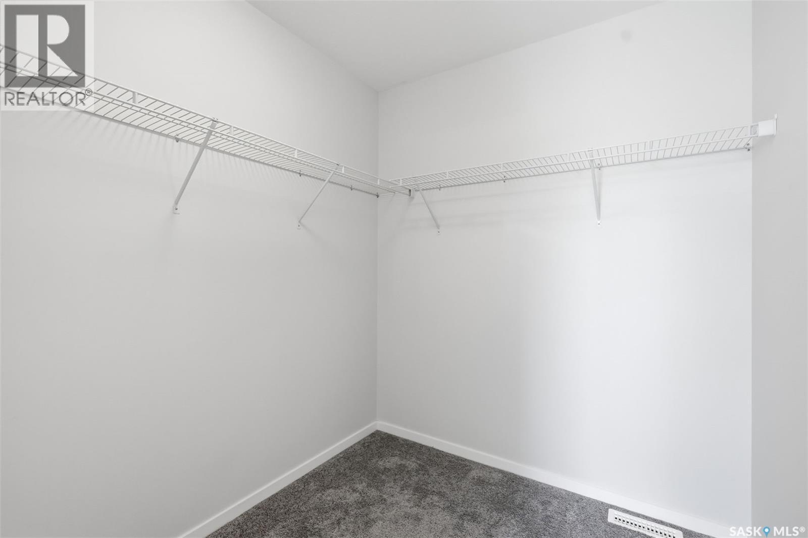 446 Aniskotaw Way, Saskatoon, Saskatchewan  S7V 1M3 - Photo 24 - SK046318