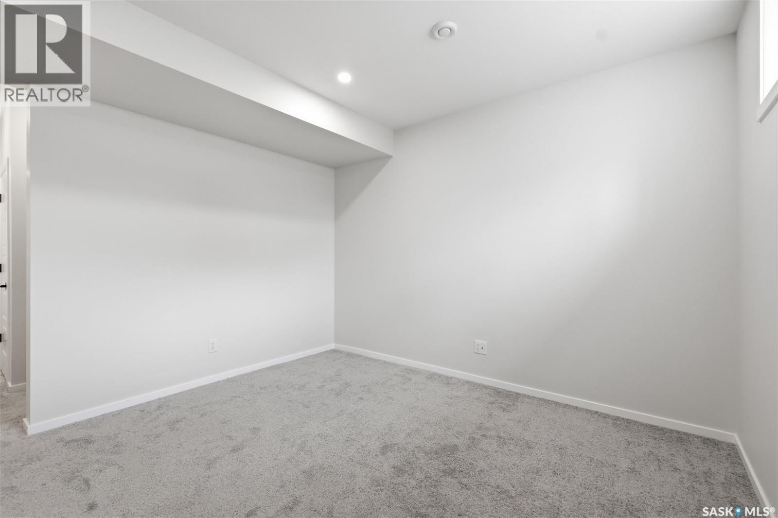 446 Aniskotaw Way, Saskatoon, Saskatchewan  S7V 1M3 - Photo 31 - SK046318