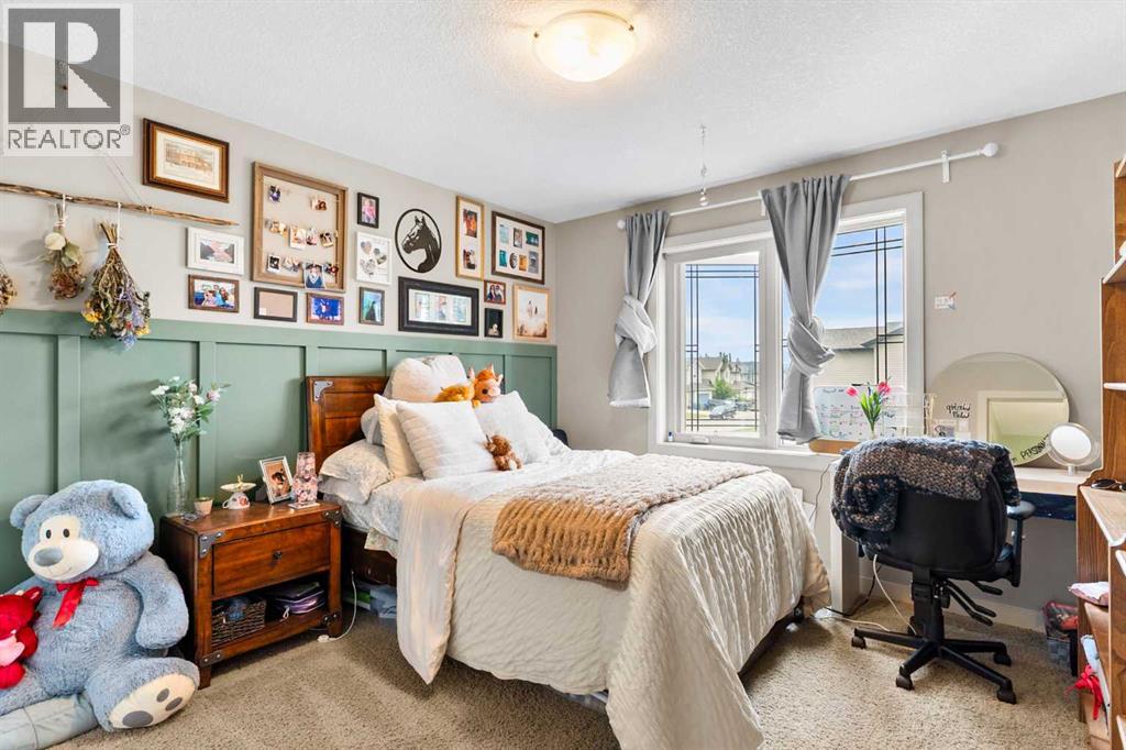 19 Sunset Circle, Cochrane, Alberta  T4C 0C3 - Photo 27 - A2336278