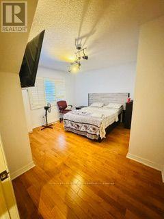 5847 Summerside Drive, Mississauga, Ontario  L5M 6J5 - Photo 12 - W13702720