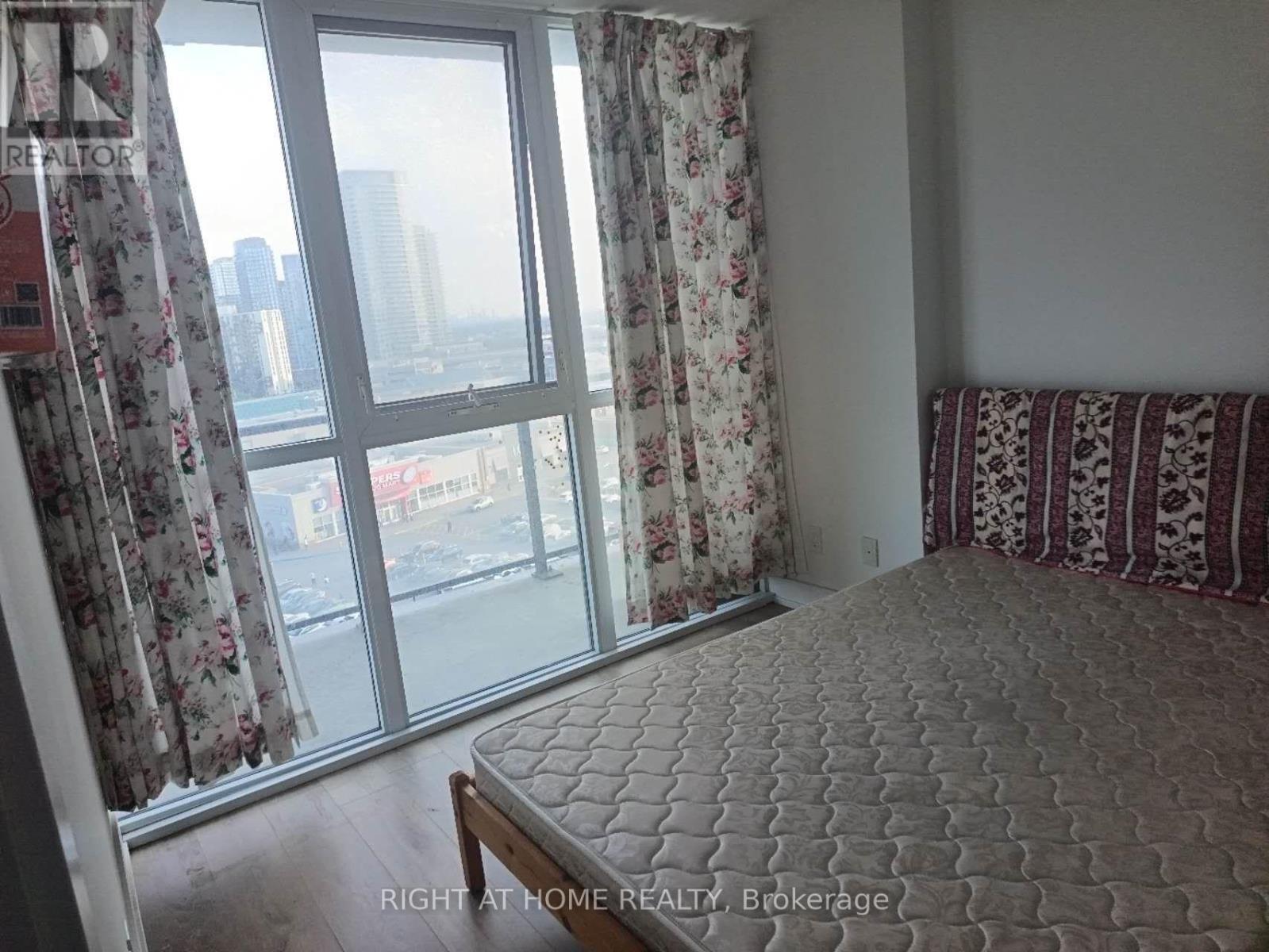 150 Fairview Mall Drive, Toronto, Ontario  M2J 0E7 - Photo 5 - C13704514