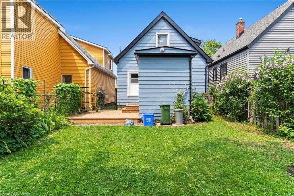 35 East 27th Street, Hamilton, Ontario  L8V 3E8 - Photo 5 - 40851578