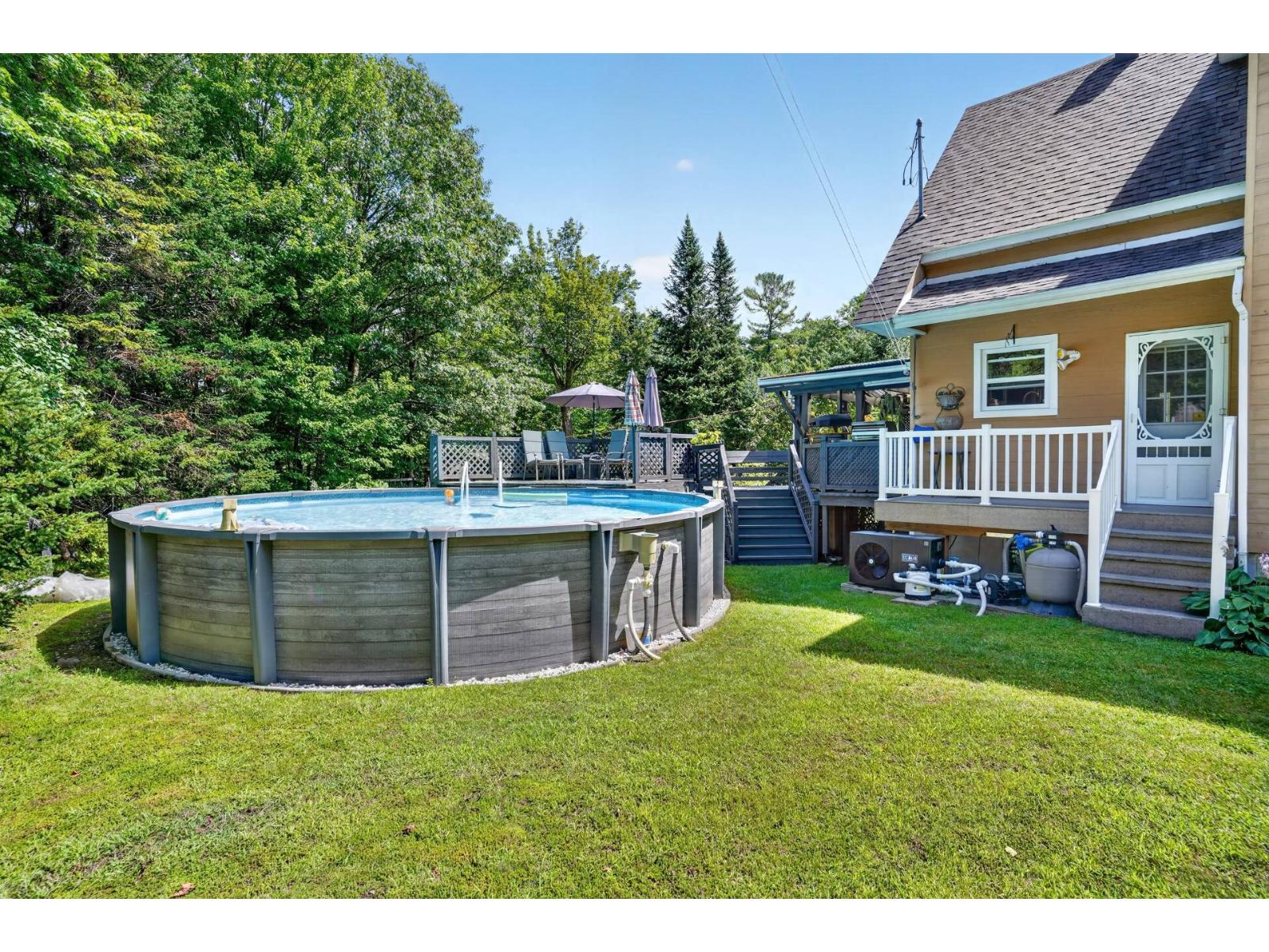 2060 Ch. de Val-des-Lacs Sainte-Sophie Quebec Canada J5J2S8 5