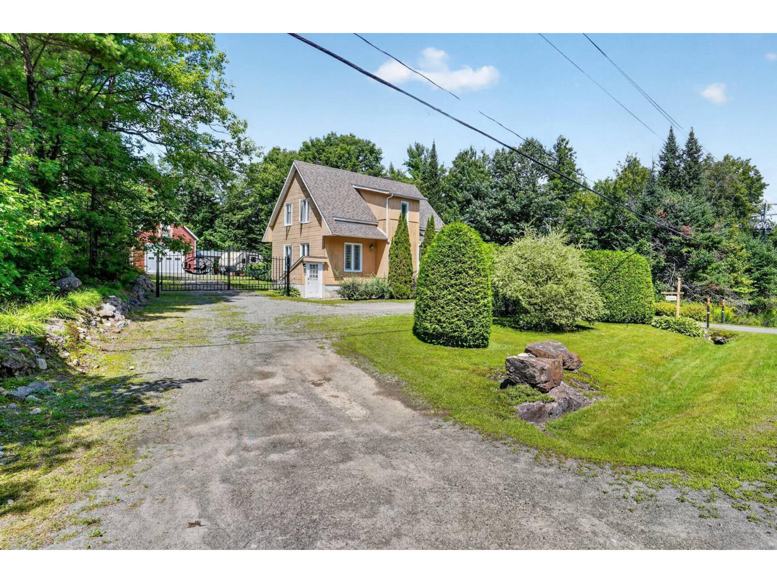 2060 Ch. de Val-des-Lacs Sainte-Sophie Quebec Canada J5J2S8