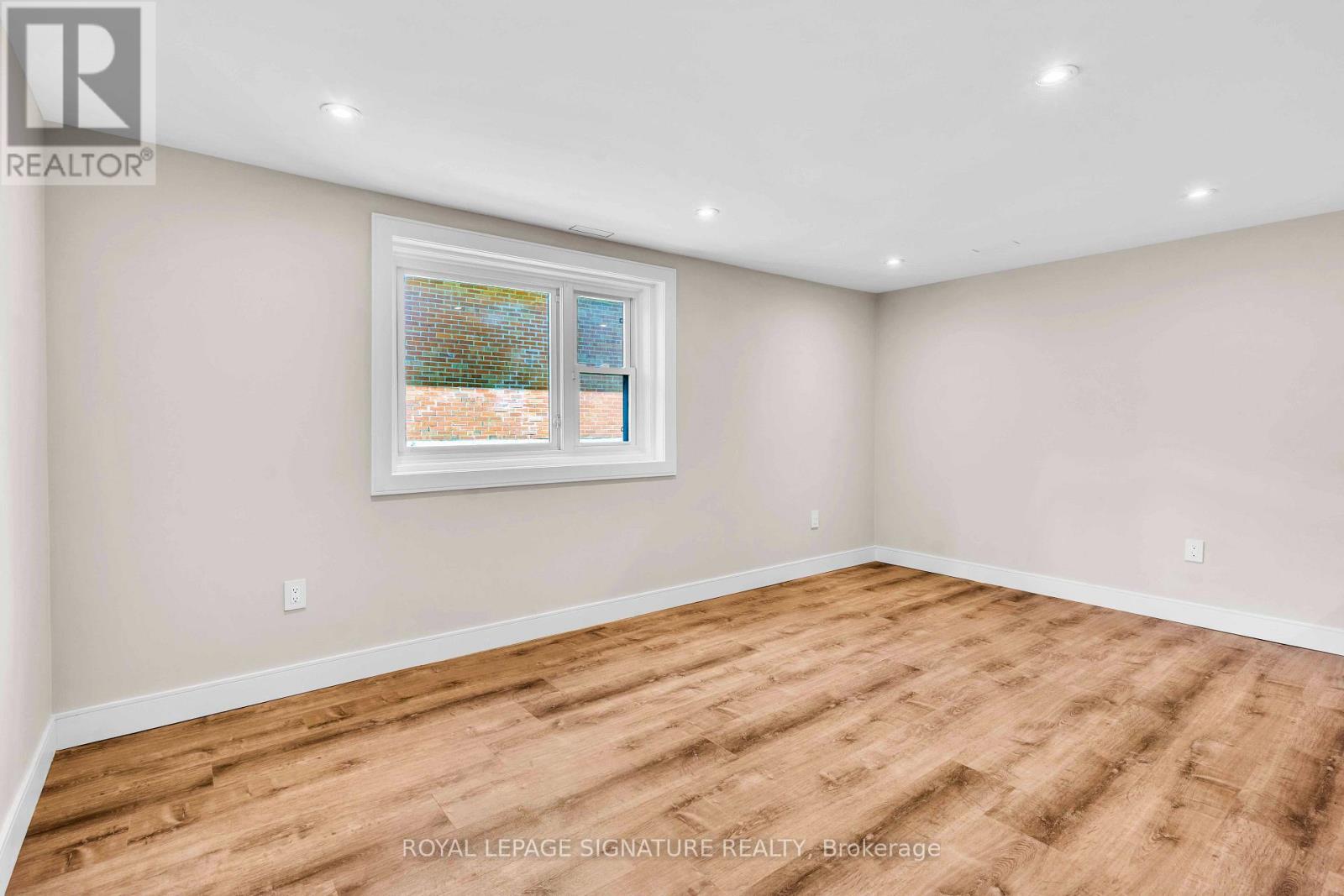 2 - 986 Srigley Street, Newmarket, Ontario  L3Y 1Y3 - Photo 2 - N13704524