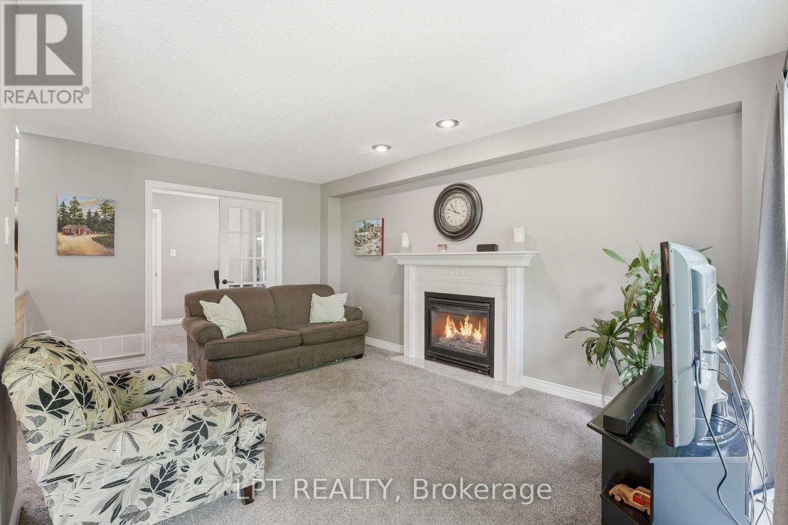 24 Snowshoe Trail, Barrie, Ontario  L4N 7Z1 - Photo 18 - S13433906