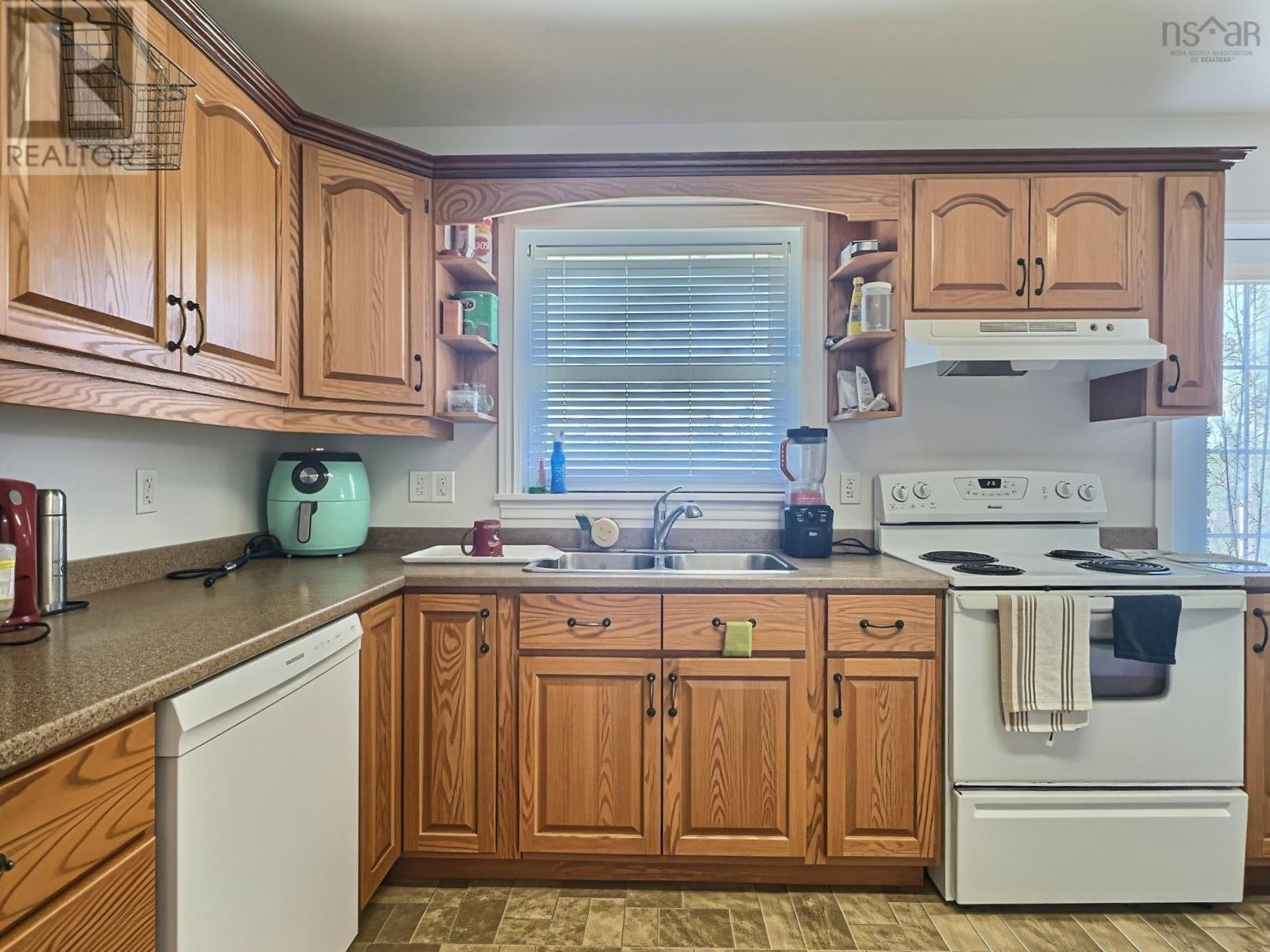 43 Truro Heights Connector Road, Truro Heights, Nova Scotia B6L 1W4 - Photo 4 - 202618899