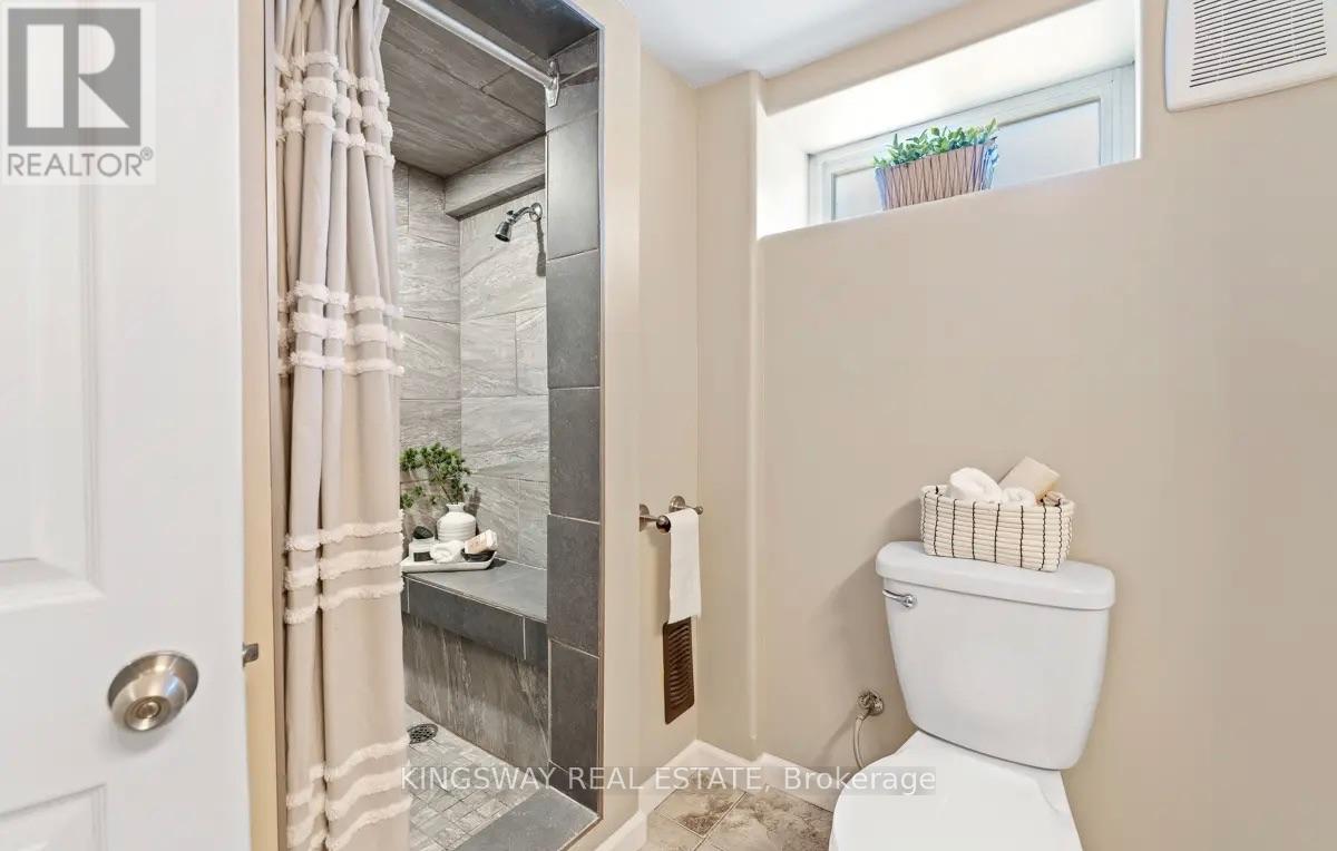 848 Grierson Street, Oshawa, Ontario  L1G 5J9 - Photo 12 - E13690434