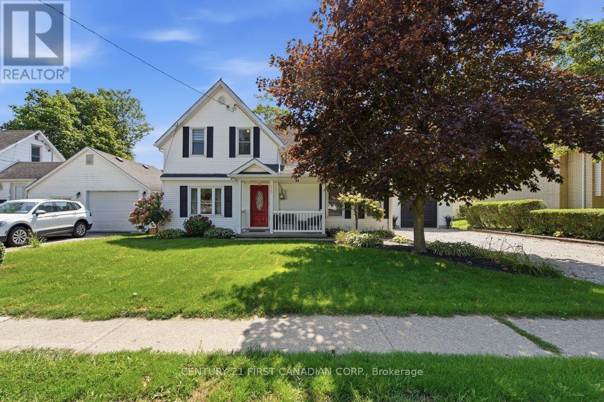 212 Main Street, West Elgin, Ontario  N0L 2P0 - Photo 2 - X13704578