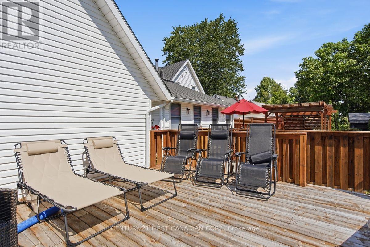 212 Main Street, West Elgin, Ontario  N0L 2P0 - Photo 43 - X13704578