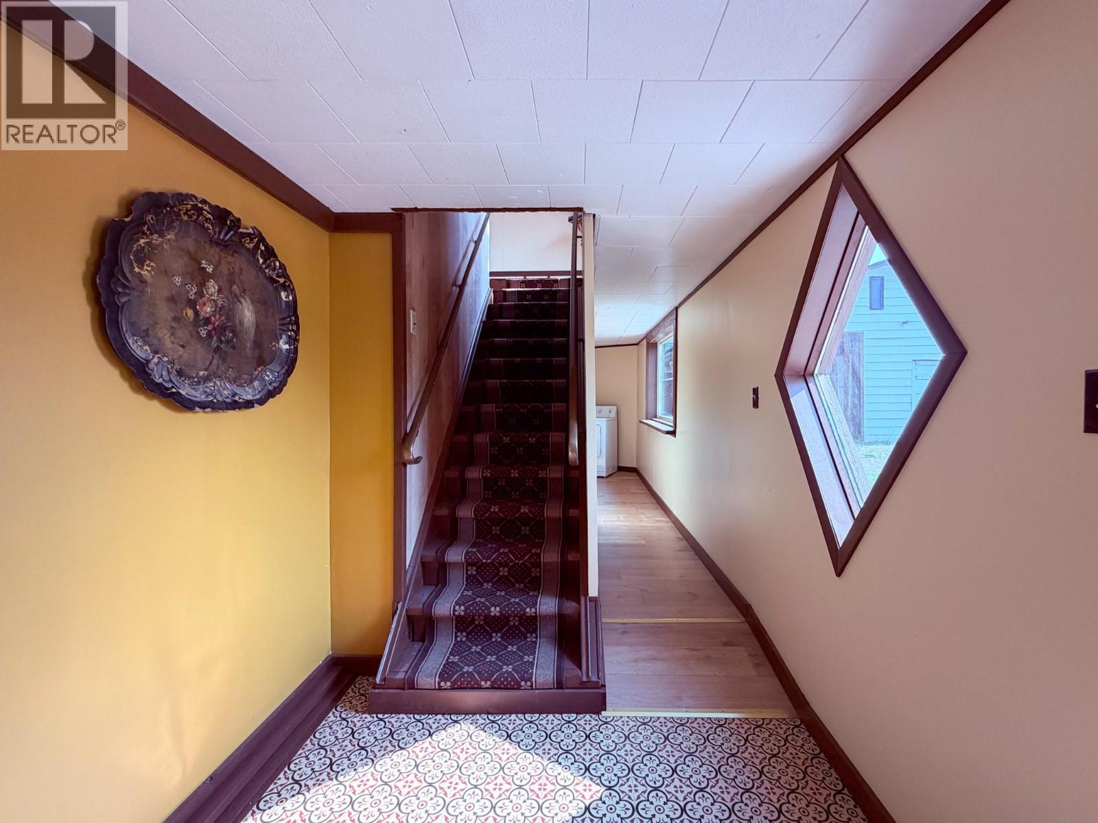 5740 95 Highway, Edgewater, British Columbia  V0A 1E0 - Photo 4 - 10398525