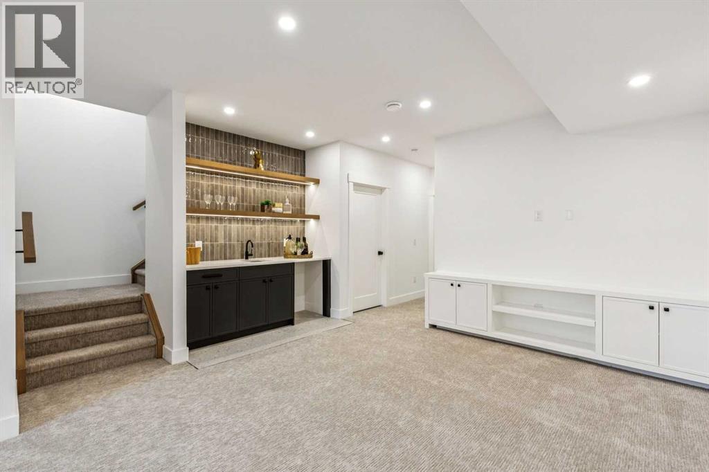 4920 21 Avenue NW, Calgary, Alberta  T3B 0X2 - Photo 37 - A2337997