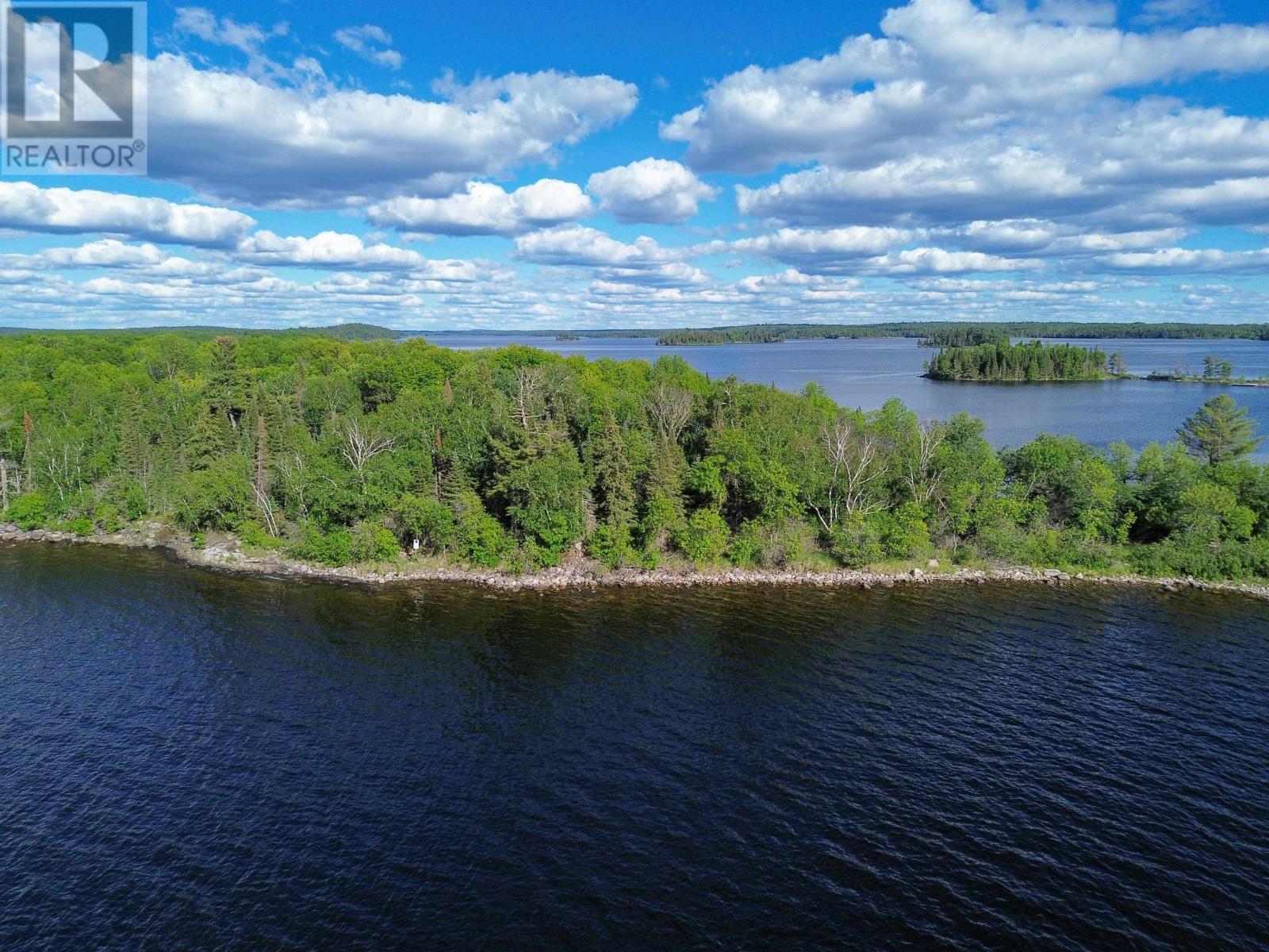 19 Castlerock Island, Queer Island 19, South Of Kenora, Ontario  P0X 1H0 - Photo 12 - TB2600257