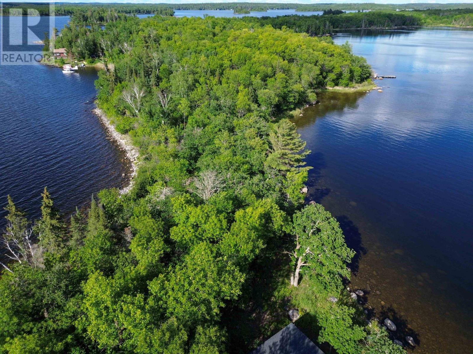 19 Castlerock Island, Queer Island 19, South Of Kenora, Ontario  P0X 1H0 - Photo 11 - TB2600257