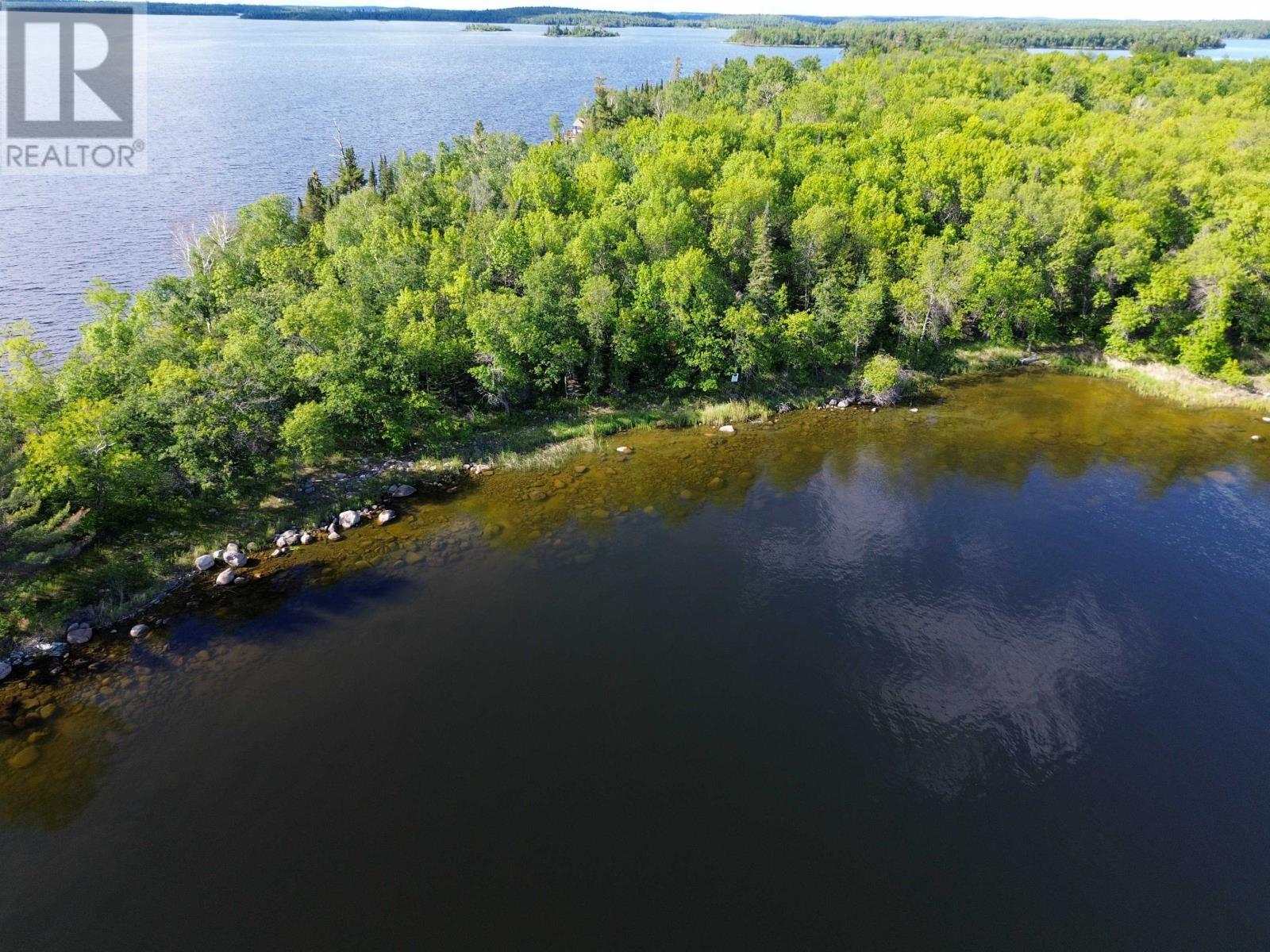 19 Castlerock Island, Queer Island 19, South Of Kenora, Ontario  P0X 1H0 - Photo 9 - TB2600257