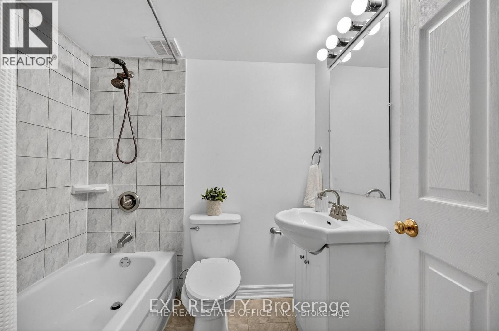 106 Corsica Private W, Ottawa, Ontario  K1G 5Y1 - Photo 6 - X13704554
