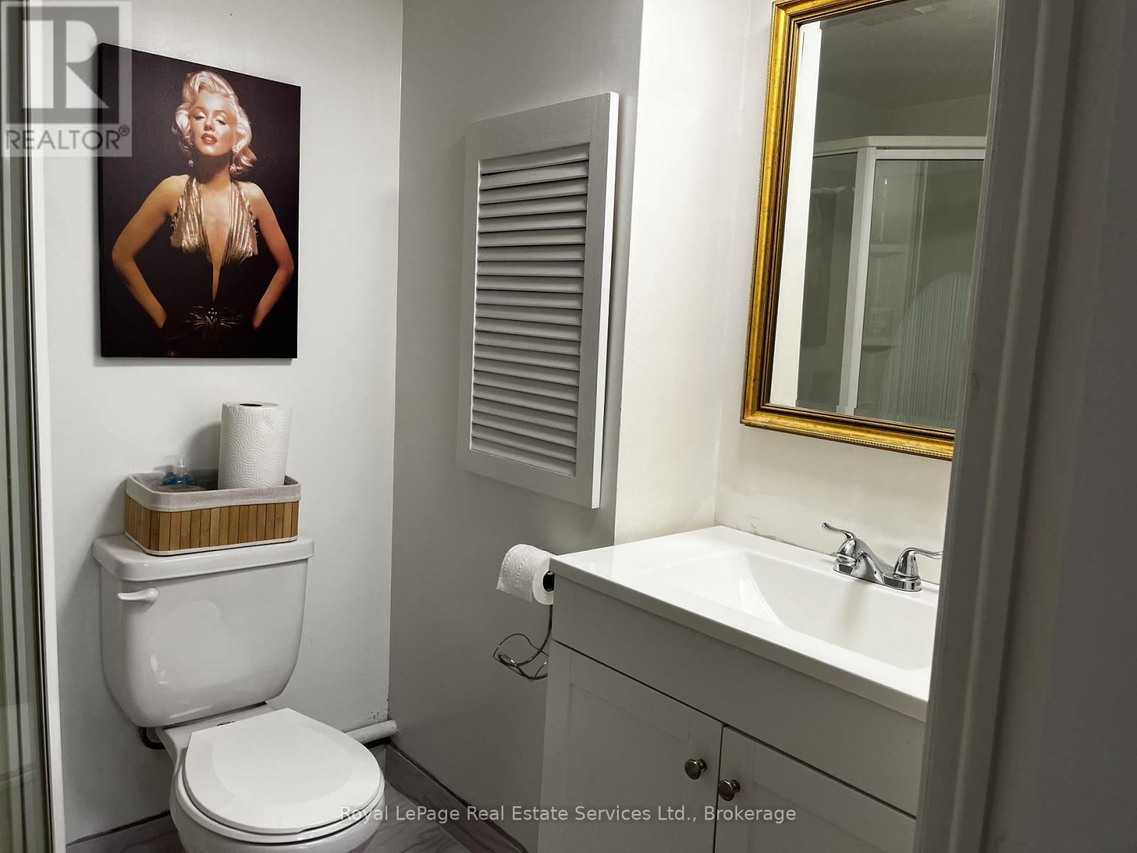 Lower Unit - 197 Broadway Street, Mississauga, Ontario  L5M 1H8 - Photo 14 - W13704562