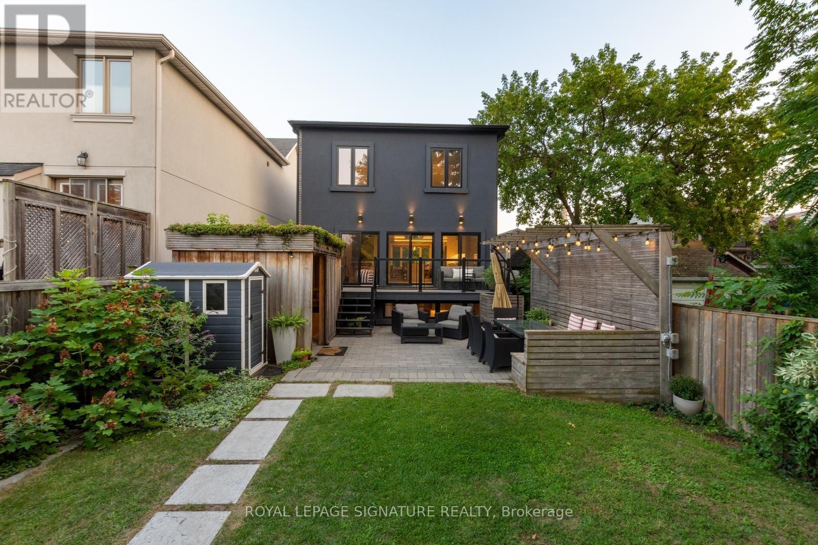 8 Dunkirk Road, Toronto, Ontario  M4C 2L9 - Photo 42 - E13704542