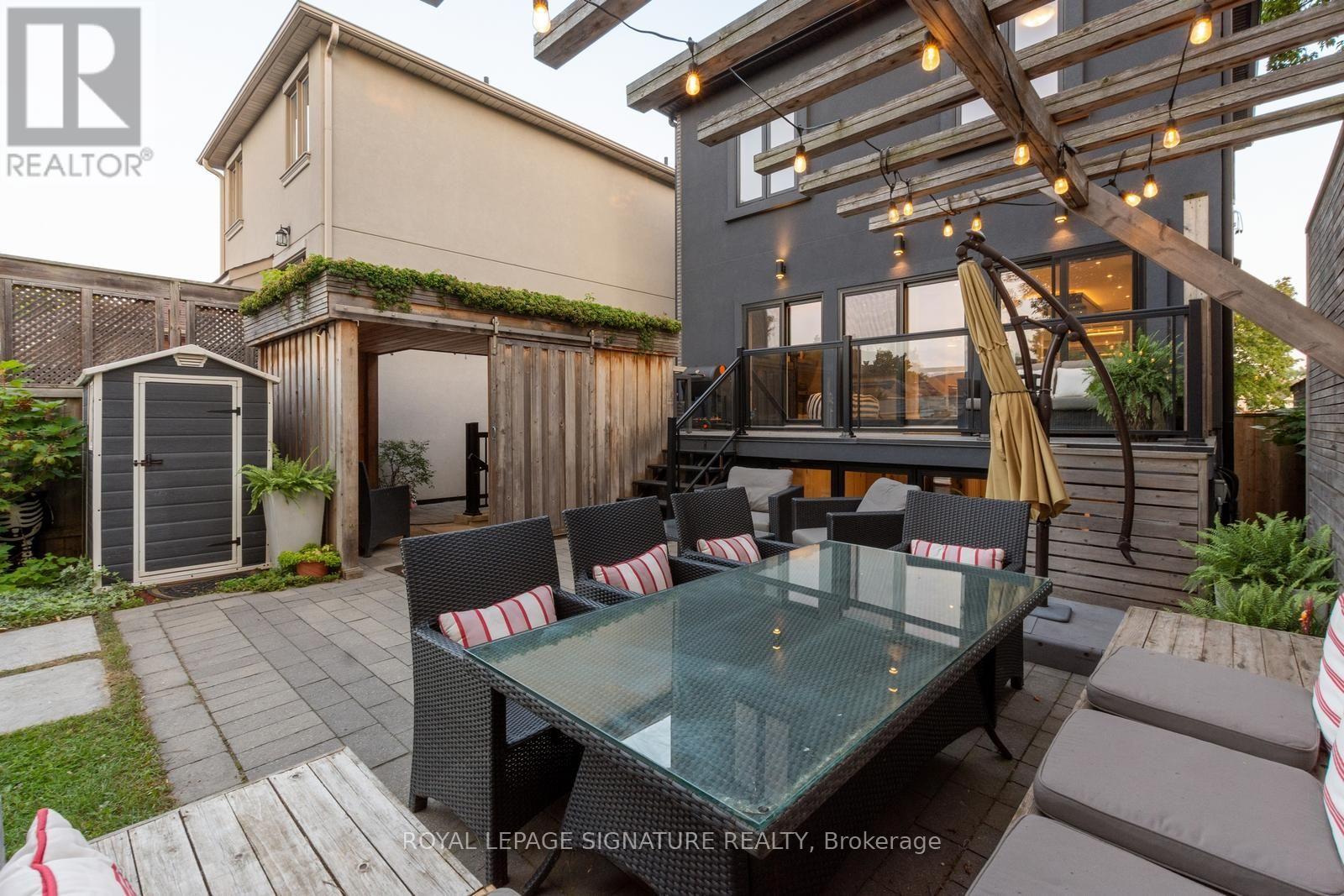 8 Dunkirk Road, Toronto, Ontario  M4C 2L9 - Photo 43 - E13704542