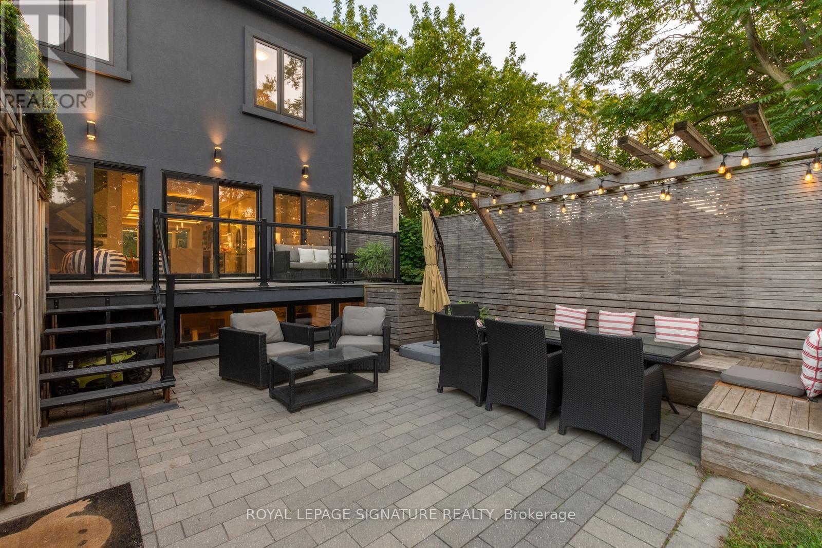 8 Dunkirk Road, Toronto, Ontario  M4C 2L9 - Photo 44 - E13704542