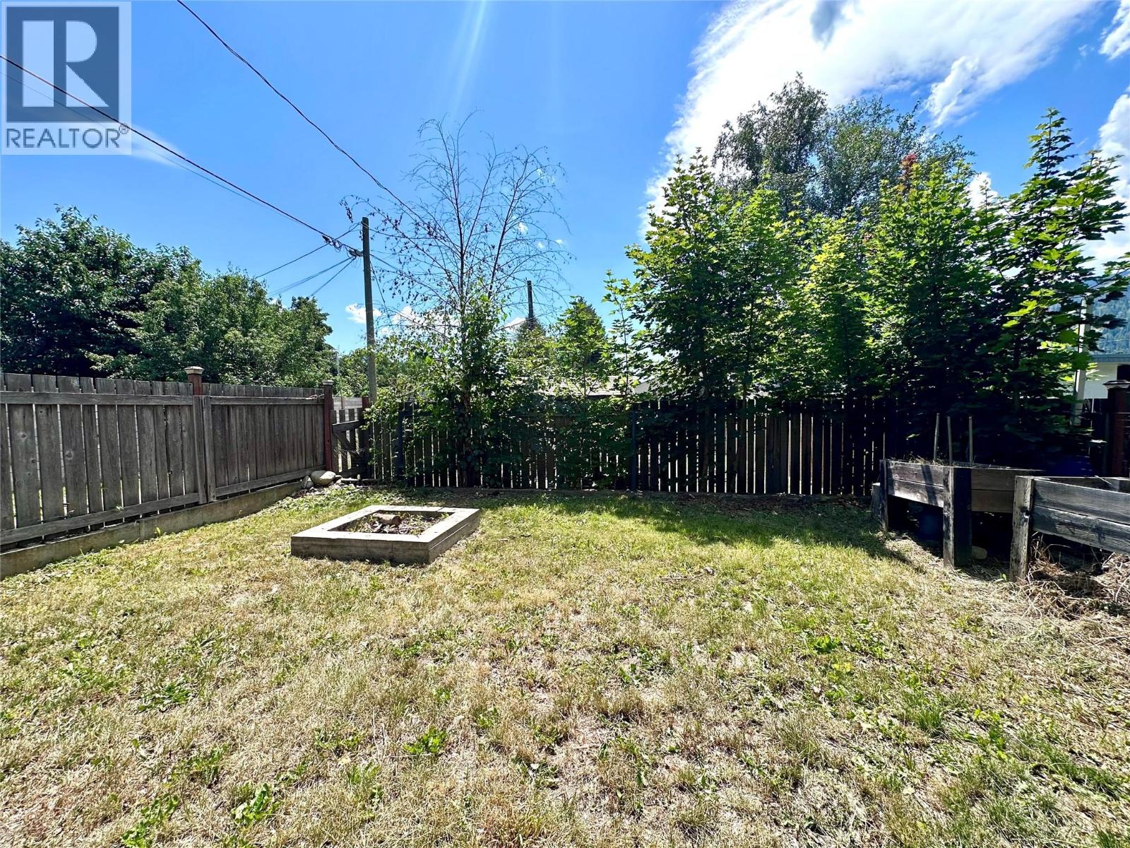 411 7th Avenue, Castlegar, British Columbia  V1N 1R1 - Photo 32 - 10394689