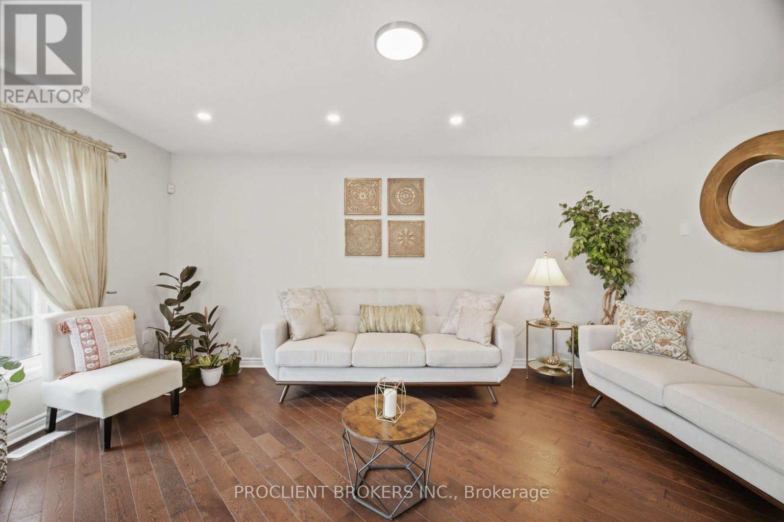879 Brassard Circle, Milton, Ontario  L9T 8E2 - Photo 11 - W13704544
