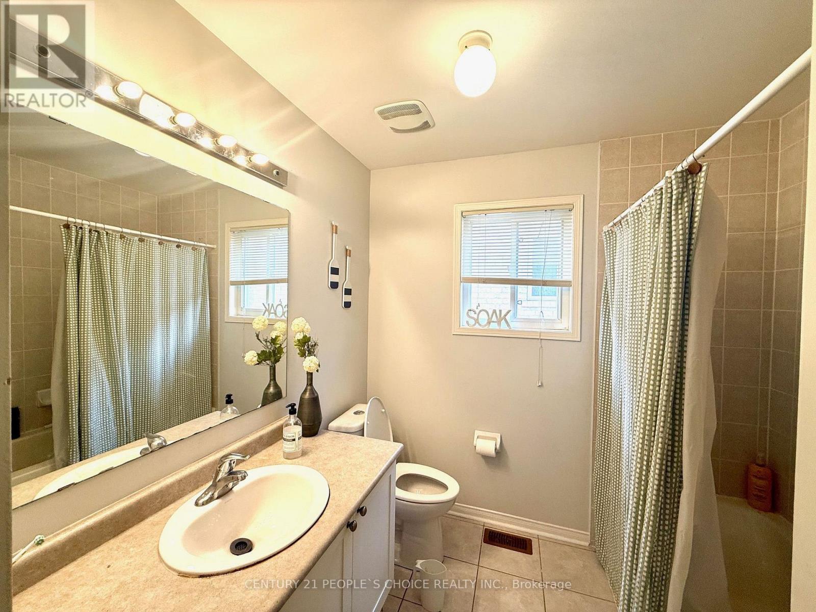 3927 Stardust Drive, Mississauga, Ontario  L5M 8A4 - Photo 16 - W13704604