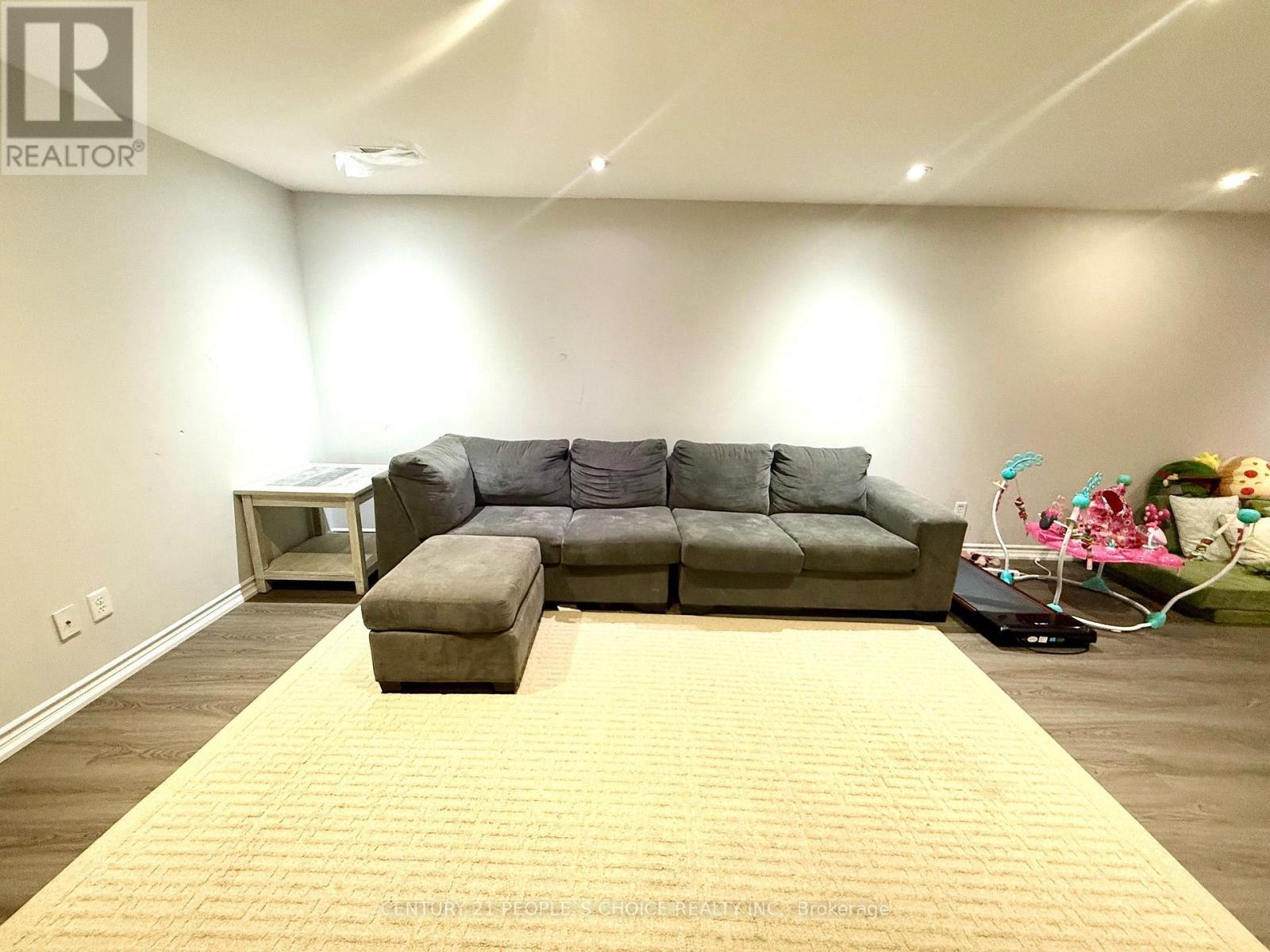 3927 Stardust Drive, Mississauga, Ontario  L5M 8A4 - Photo 24 - W13704604