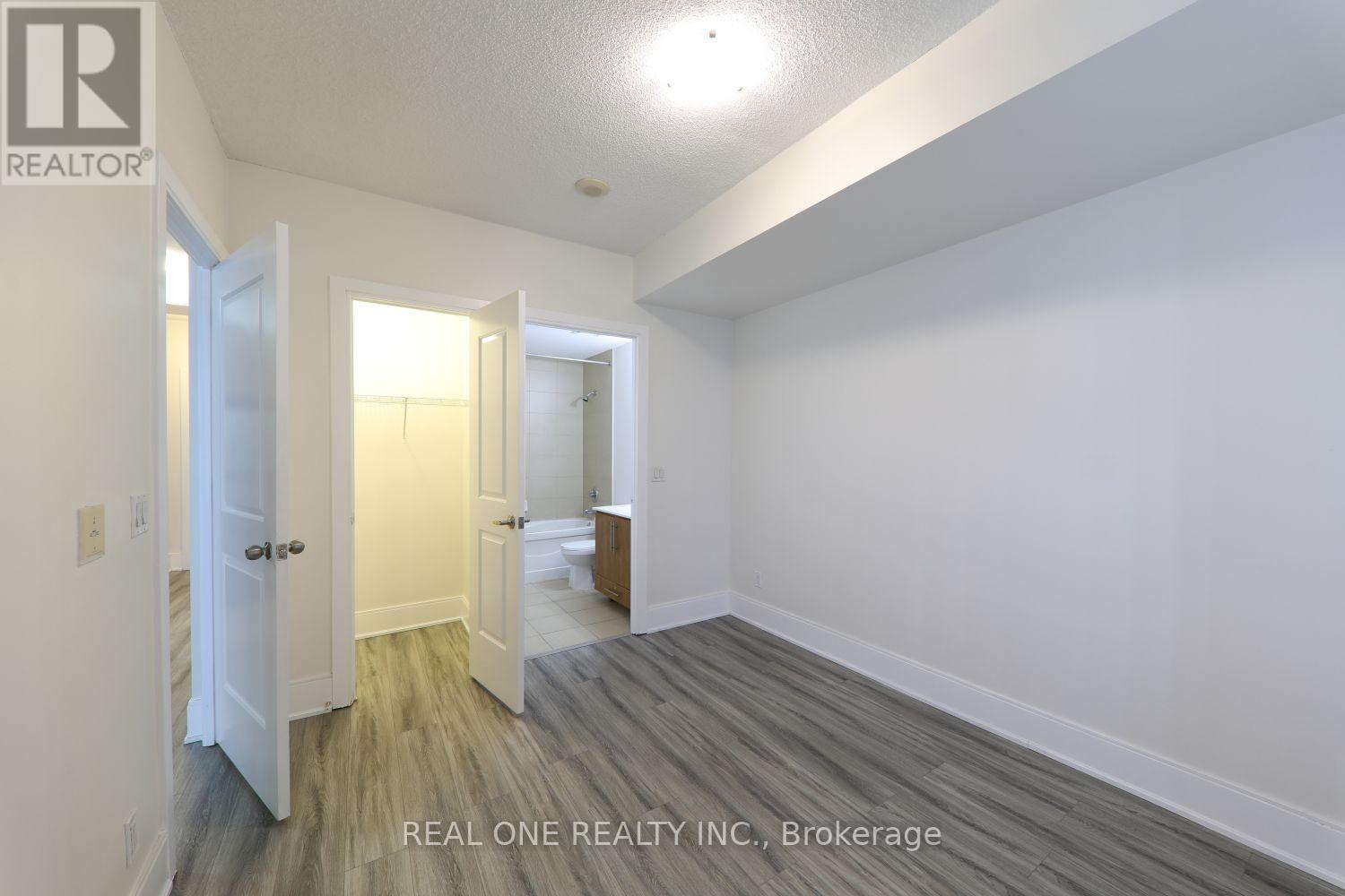 2708 - 330 Burnhamthorpe Road W, Mississauga, Ontario  L5B 0E1 - Photo 30 - W13704608