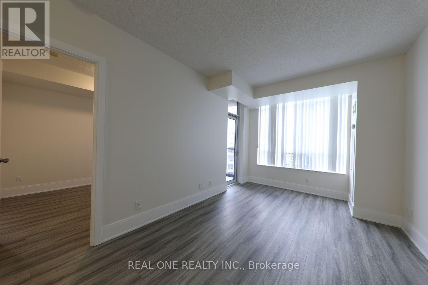 2708 - 330 Burnhamthorpe Road W, Mississauga, Ontario  L5B 0E1 - Photo 37 - W13704608