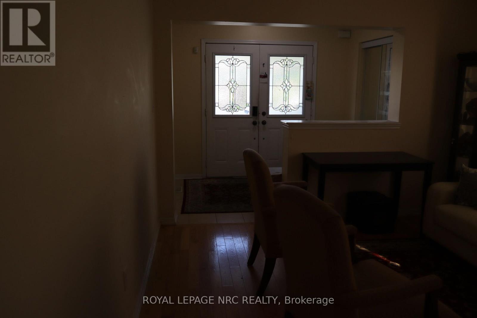 28 Dulverton Drive, Brampton, Ontario  L7A 0P3 - Photo 6 - W13654614