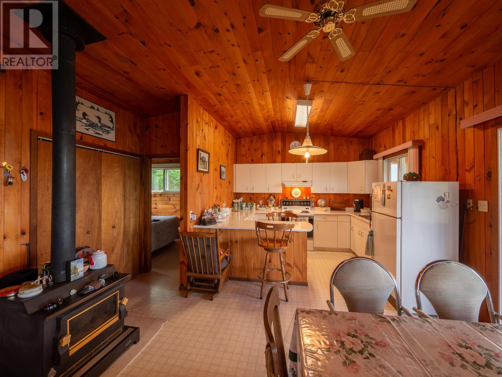 440 Coney Island, 436, 444 Coney Island, Kenora, Ontario  P9N 3X4 - Photo 14 - TB2601626