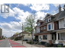 700 DUFFERIN STREET, Toronto, Ontario