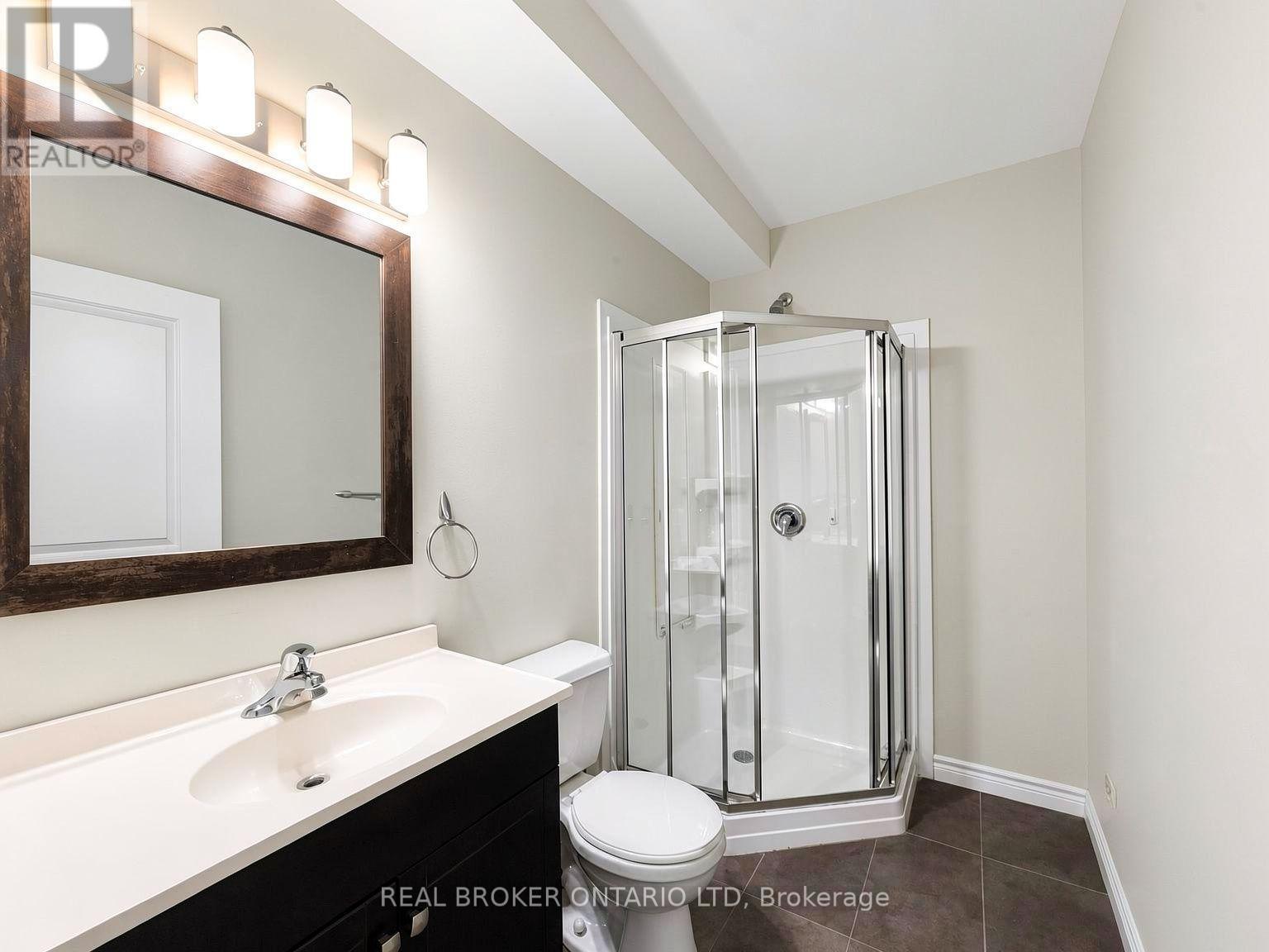 1054 Oakcrossing Gate, London North, Ontario  N6H 0E9 - Photo 16 - X13704630