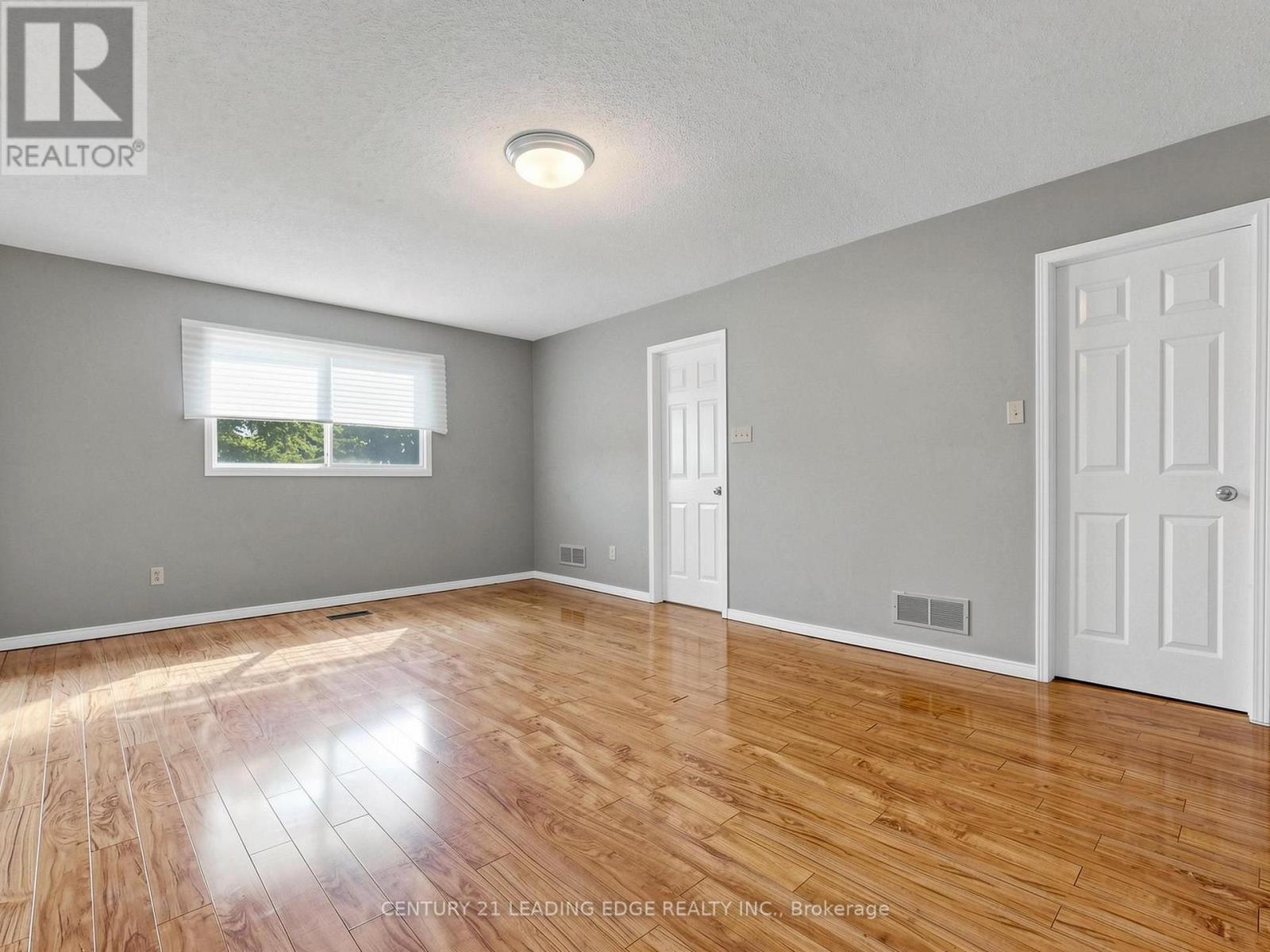 9 Coates Crescent, Richmond Hill, Ontario  L4E 2M3 - Photo 21 - N13704614