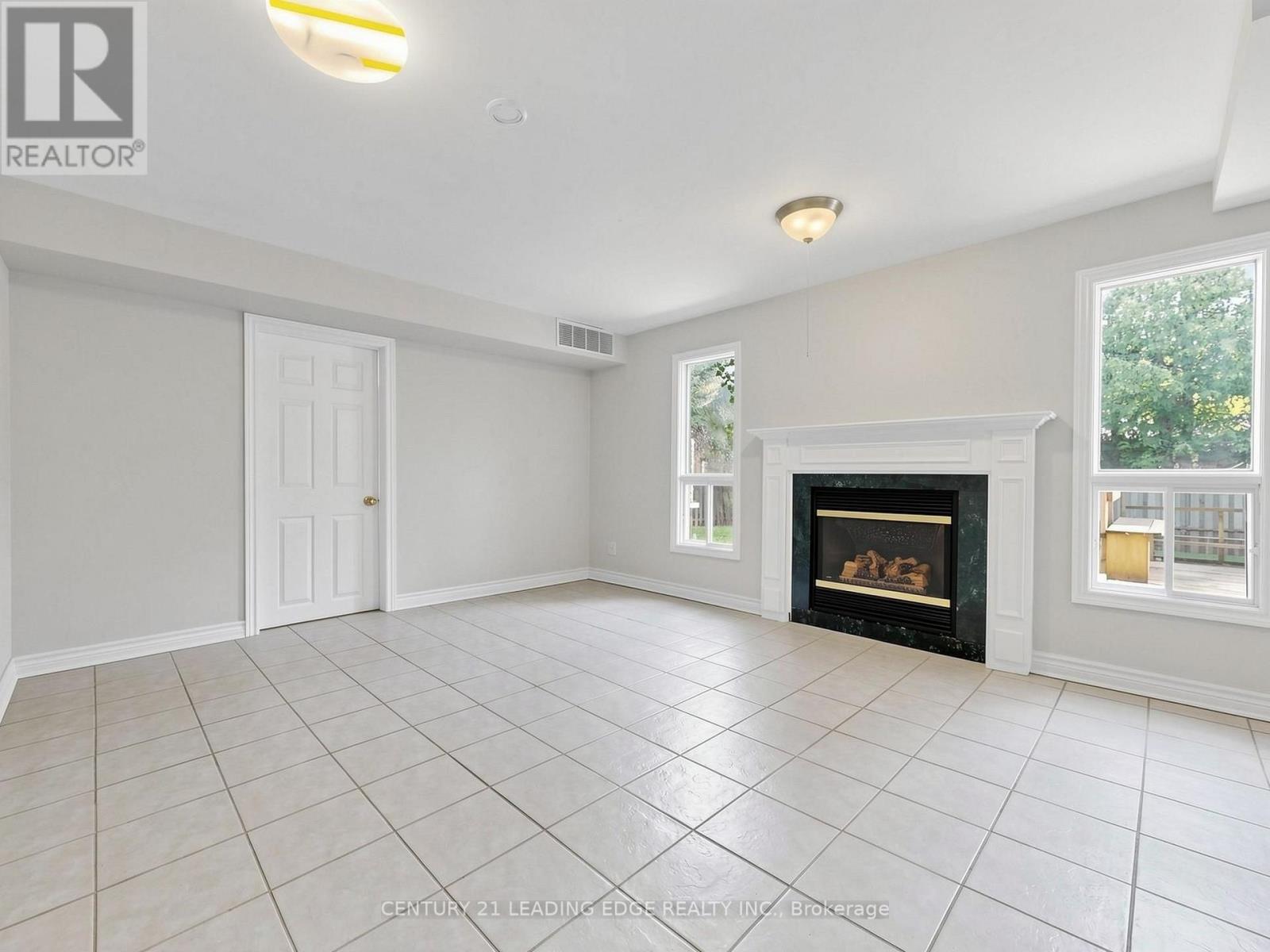 9 Coates Crescent, Richmond Hill, Ontario  L4E 2M3 - Photo 33 - N13704614