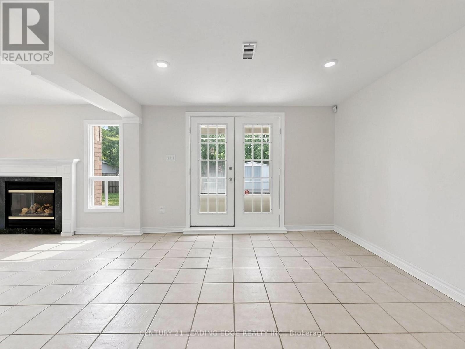 9 Coates Crescent, Richmond Hill, Ontario  L4E 2M3 - Photo 36 - N13704614