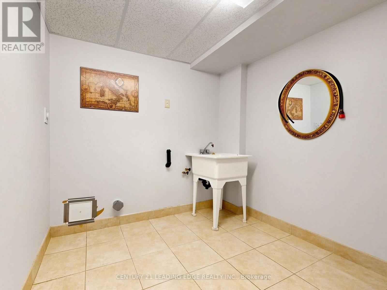9 Coates Crescent, Richmond Hill, Ontario  L4E 2M3 - Photo 44 - N13704614