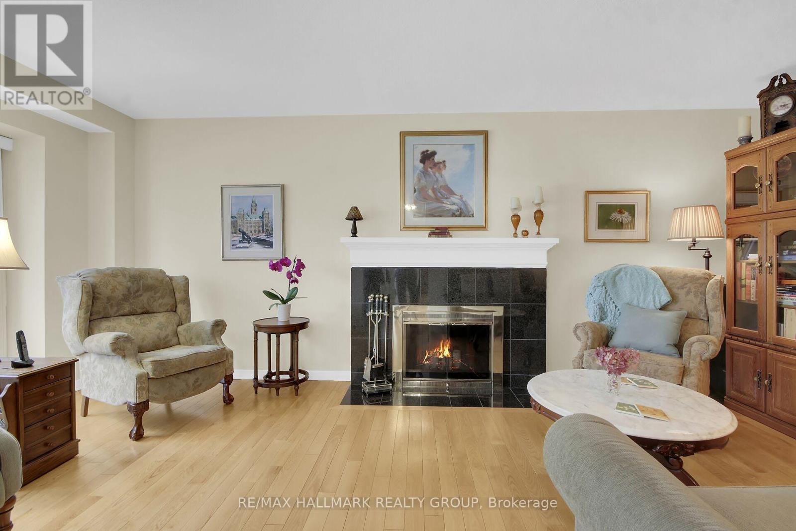 56 Foxleigh Crescent, Ottawa, Ontario  K2M 1B7 - Photo 8 - X13704616
