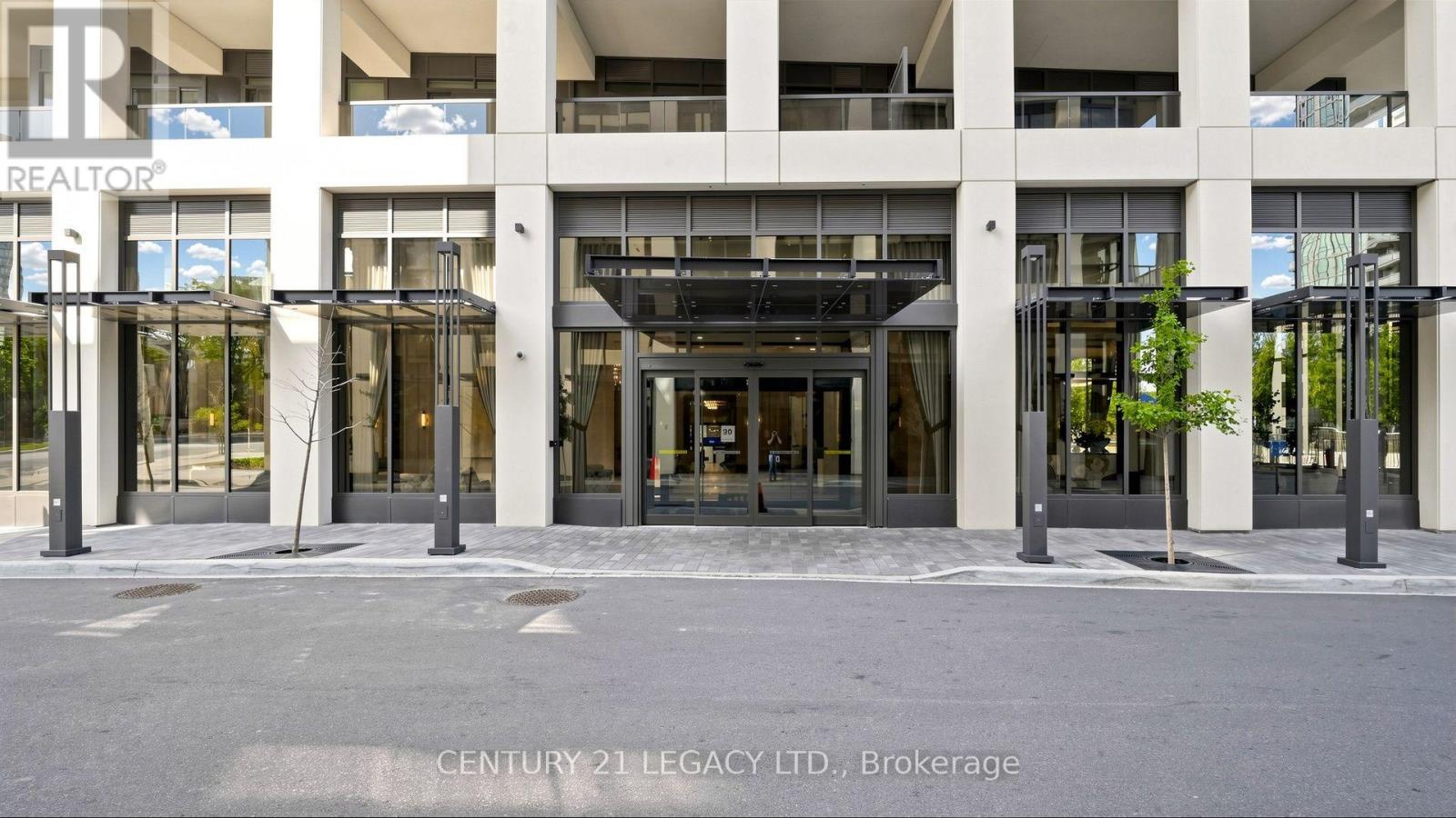 3002 - 30 Elm Street W, Mississauga, Ontario L5B 0N6 - Photo 2 - W13704622