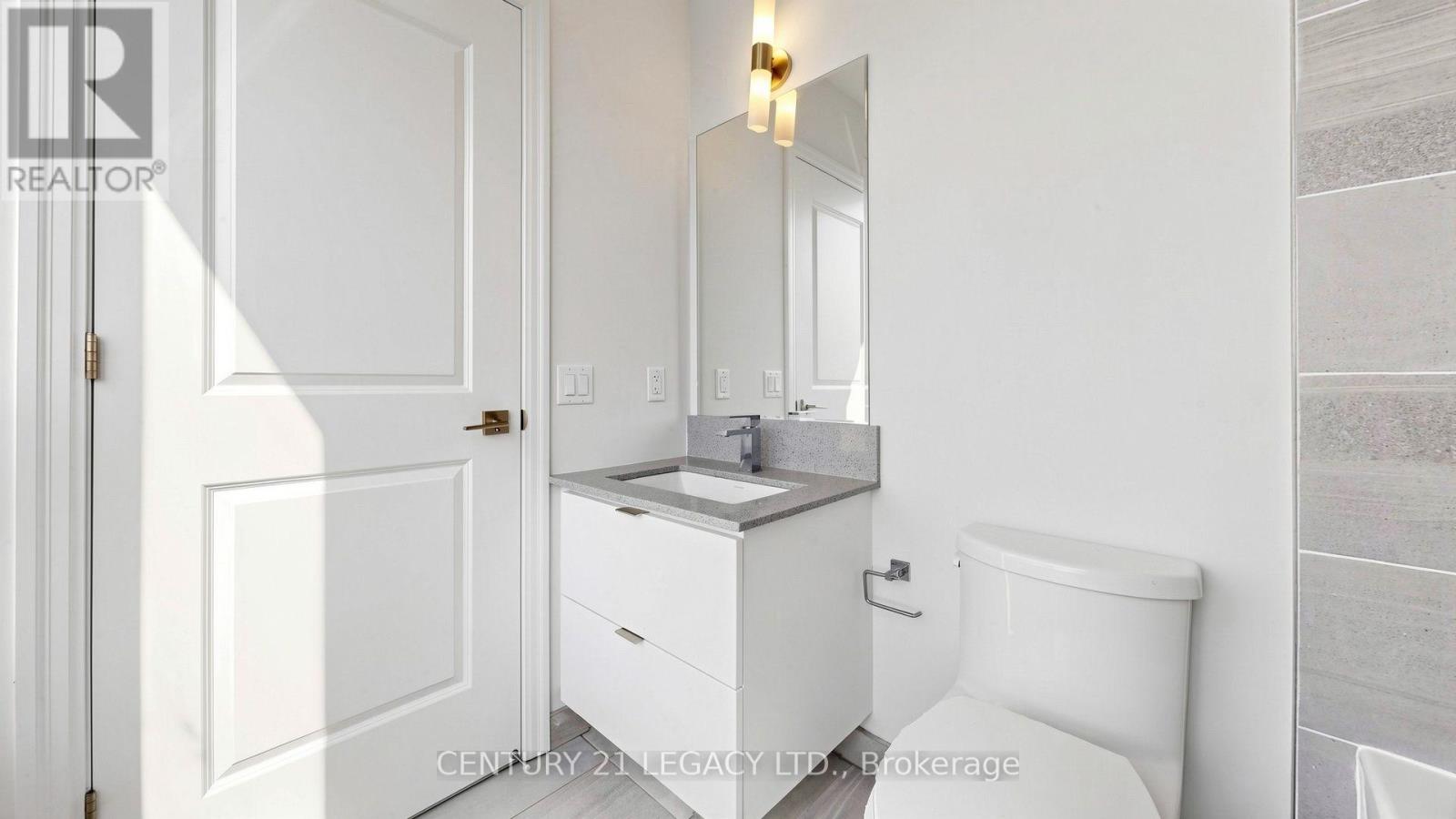 3002 - 30 Elm Street W, Mississauga, Ontario L5B 0N6 - Photo 31 - W13704622