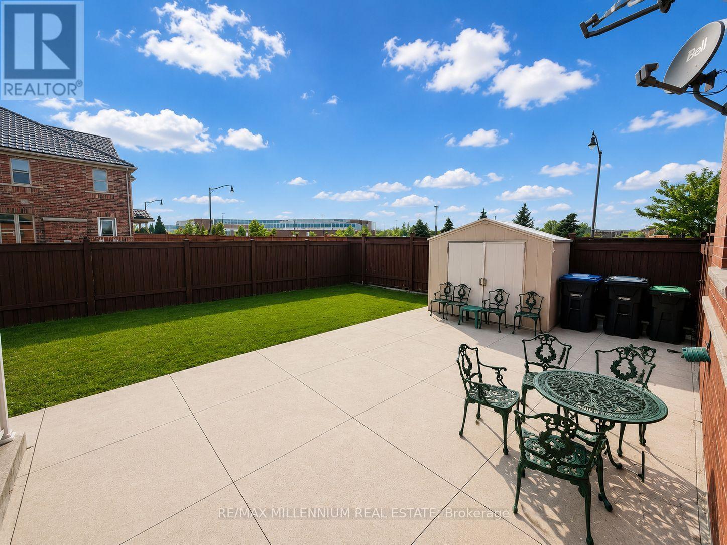 192 Thorndale Road, Brampton, Ontario L6P 3K8 - Photo 11 - W13704624