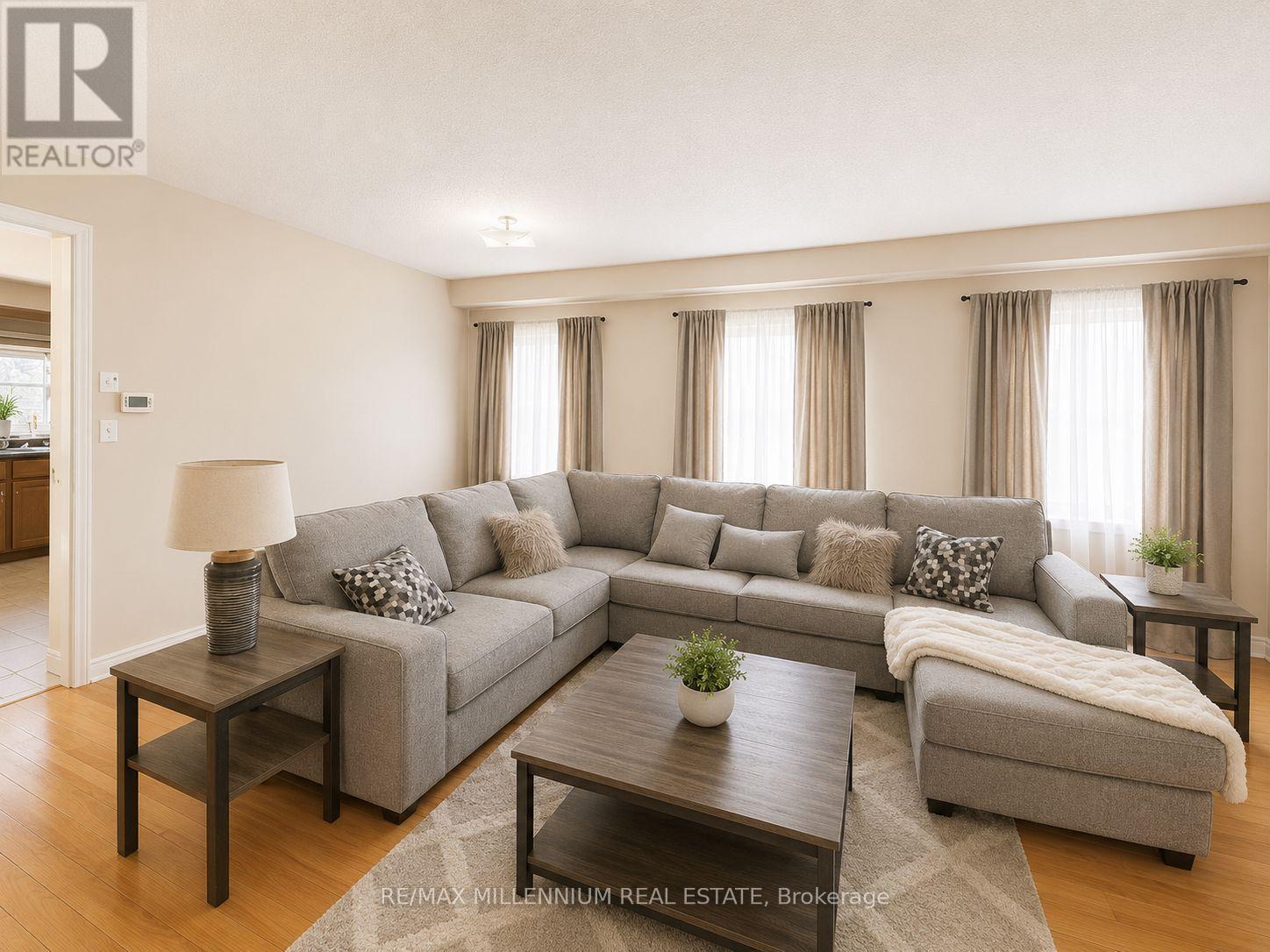192 Thorndale Road, Brampton, Ontario L6P 3K8 - Photo 3 - W13704624