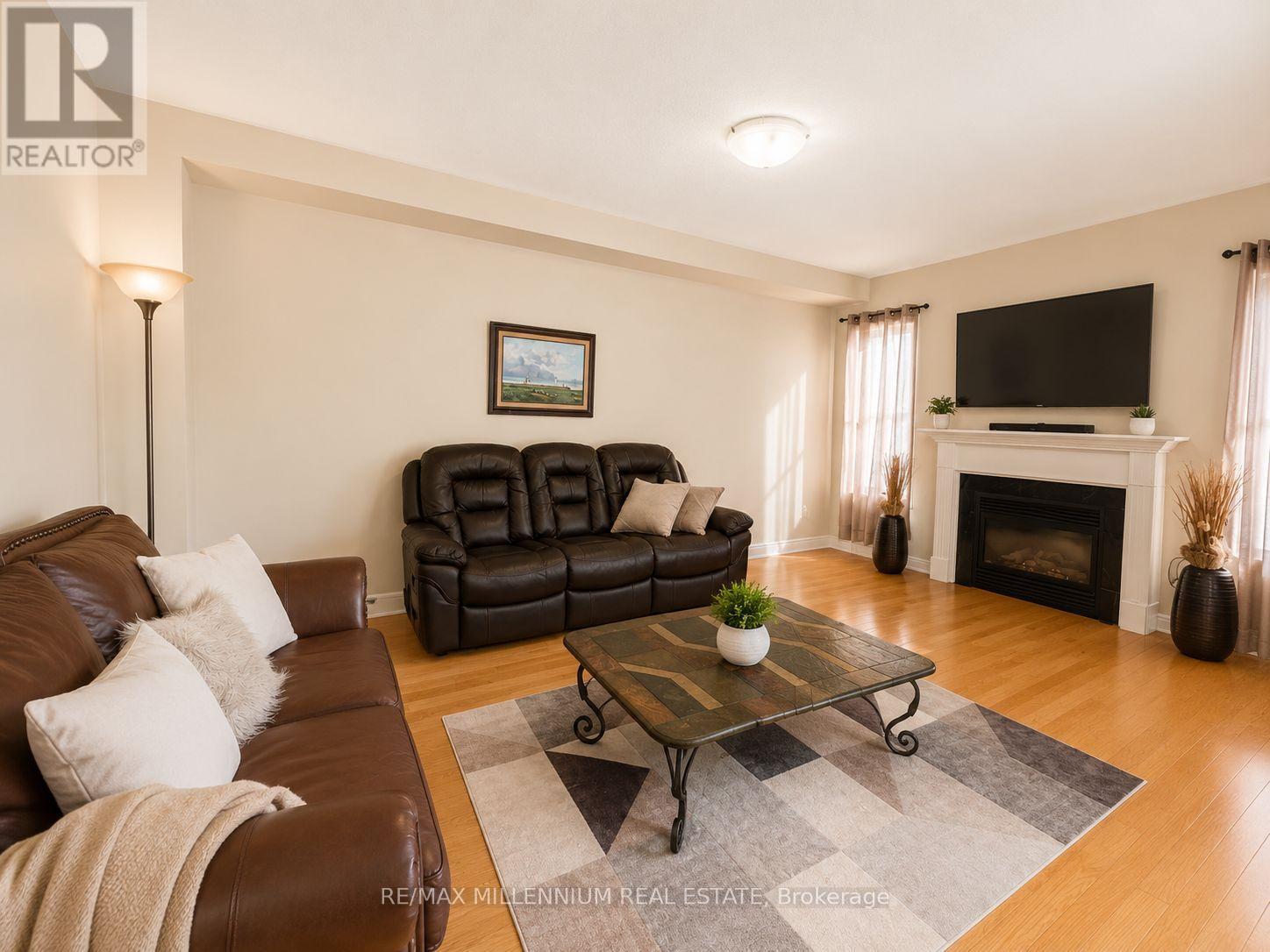 192 Thorndale Road, Brampton, Ontario L6P 3K8 - Photo 5 - W13704624