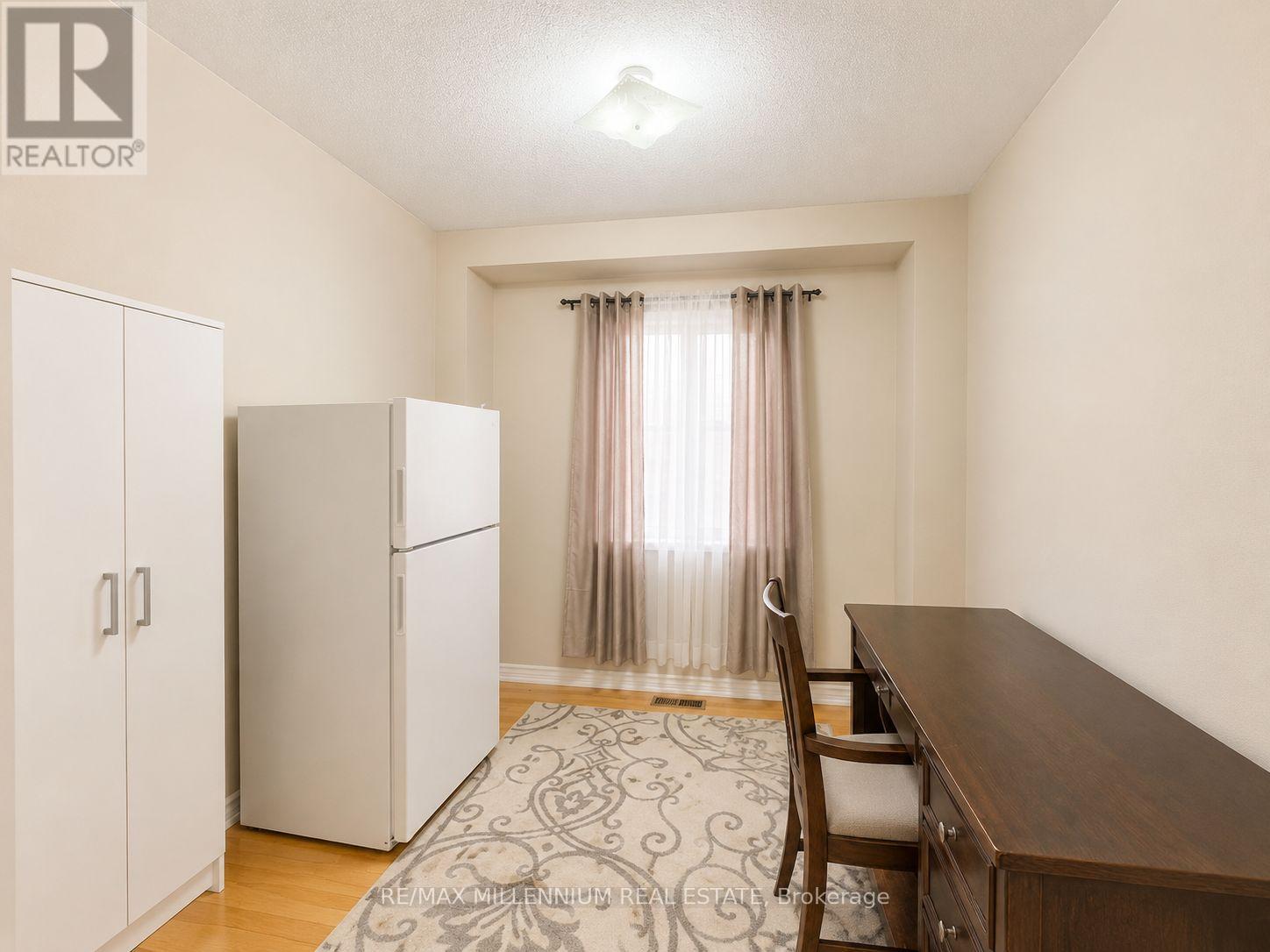 192 Thorndale Road, Brampton, Ontario L6P 3K8 - Photo 6 - W13704624